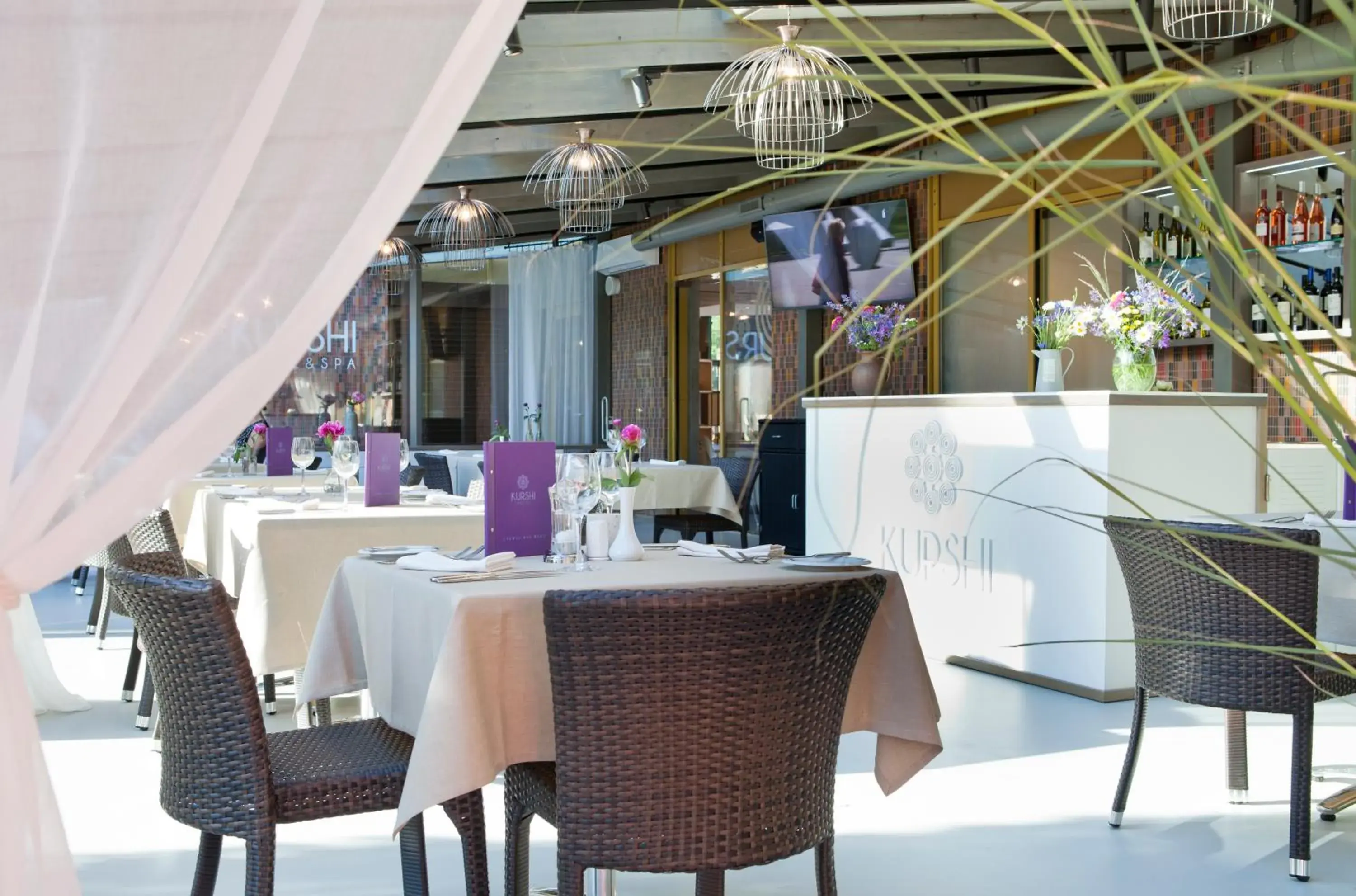 Restaurant/places to eat in Kurshi Hotel & Spa Restaurant/places to eat in Kurshi Hotel & Spa