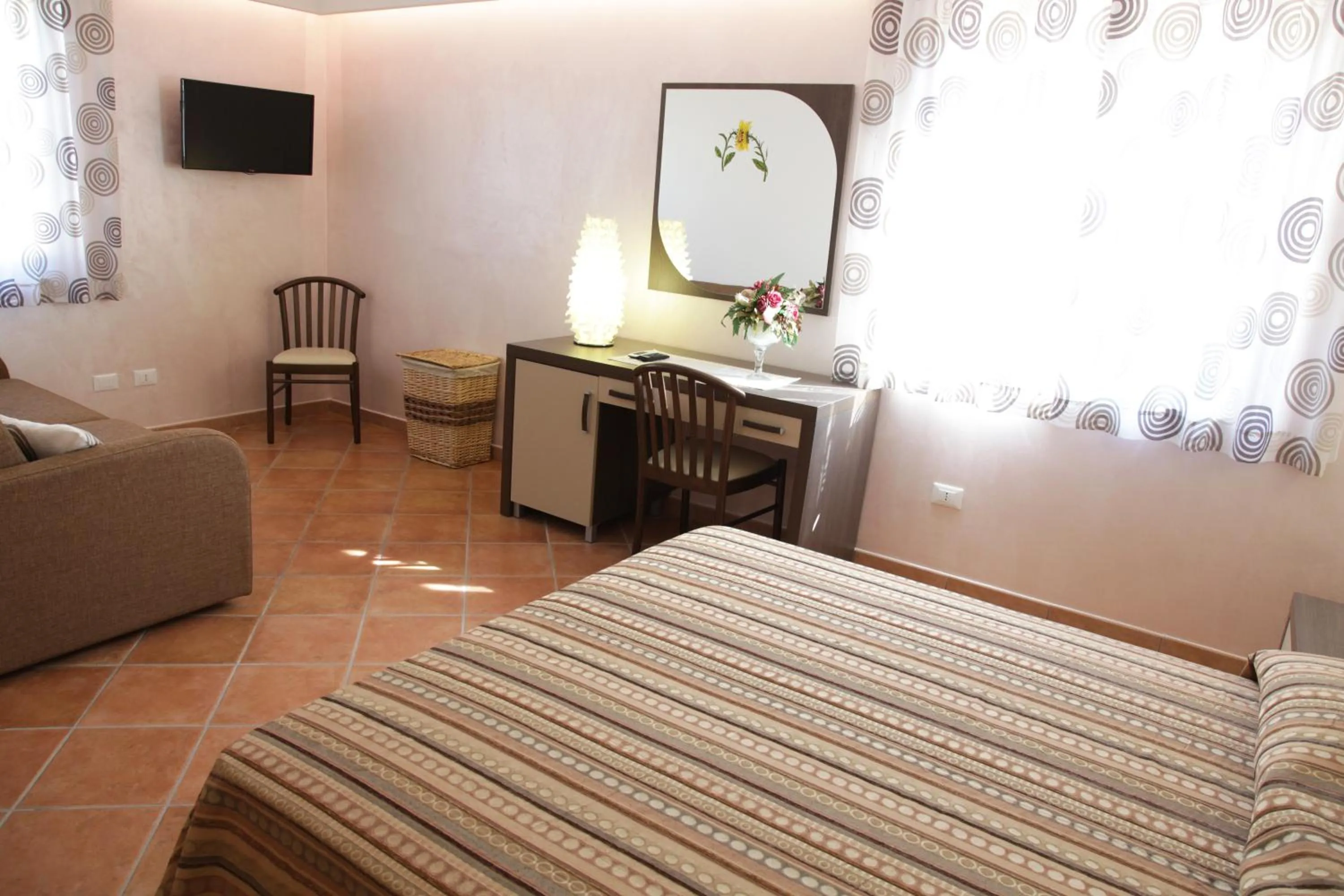 Photo of the whole room, Bed in B&B Il Quadrifoglio Tropea