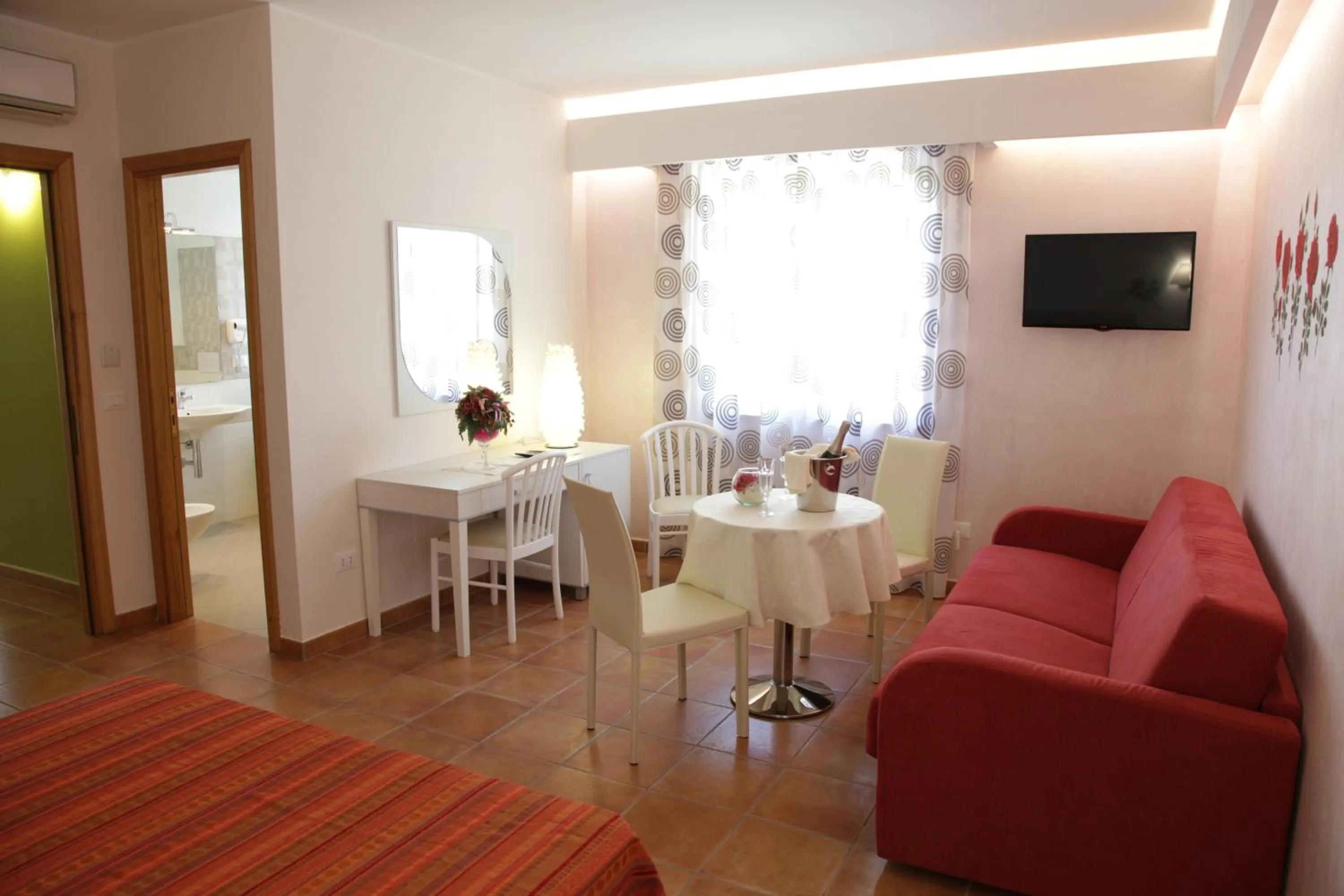 Photo of the whole room in B&B Il Quadrifoglio Tropea
