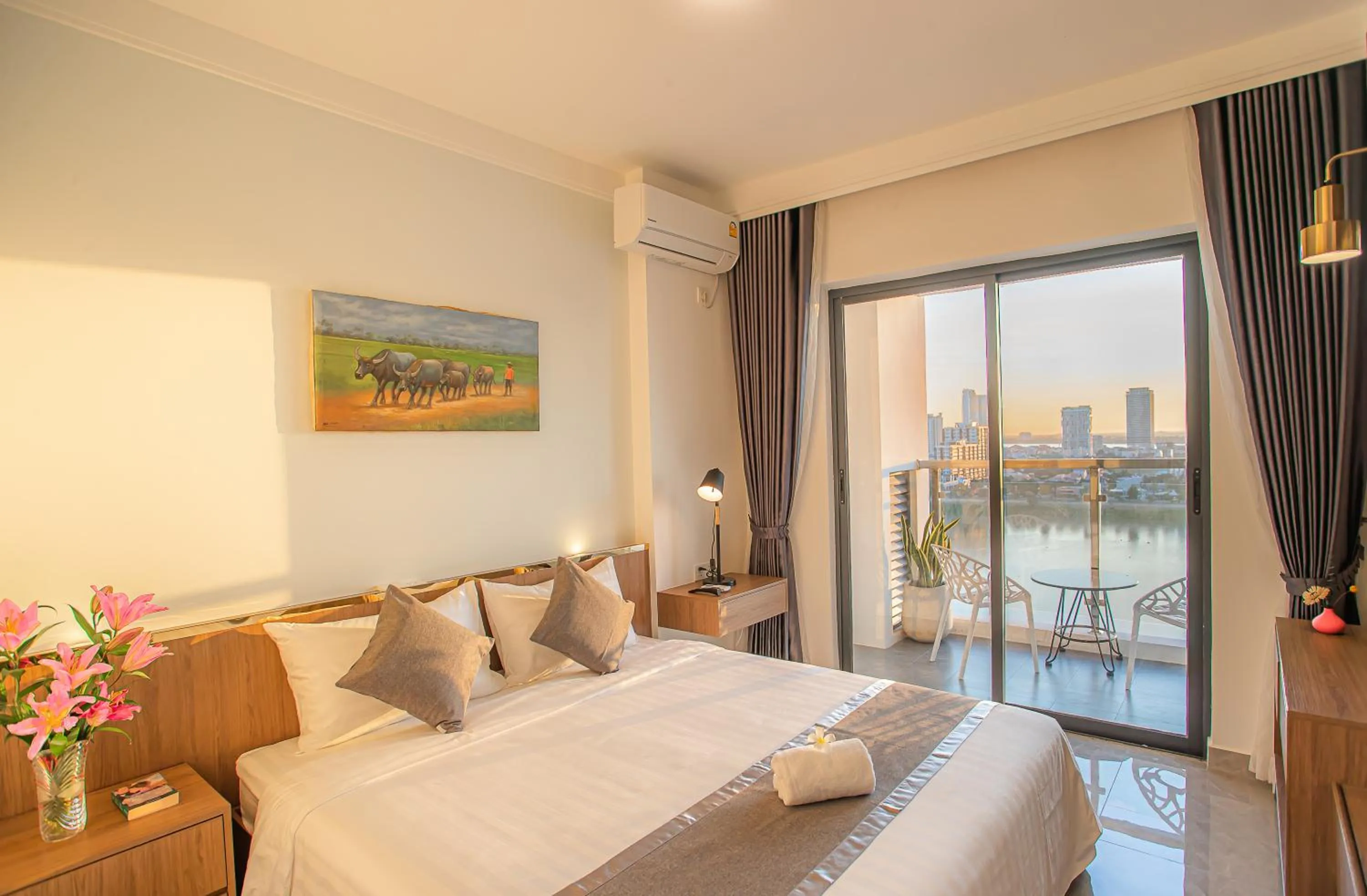 Bed in M9 Kirirom Hotel