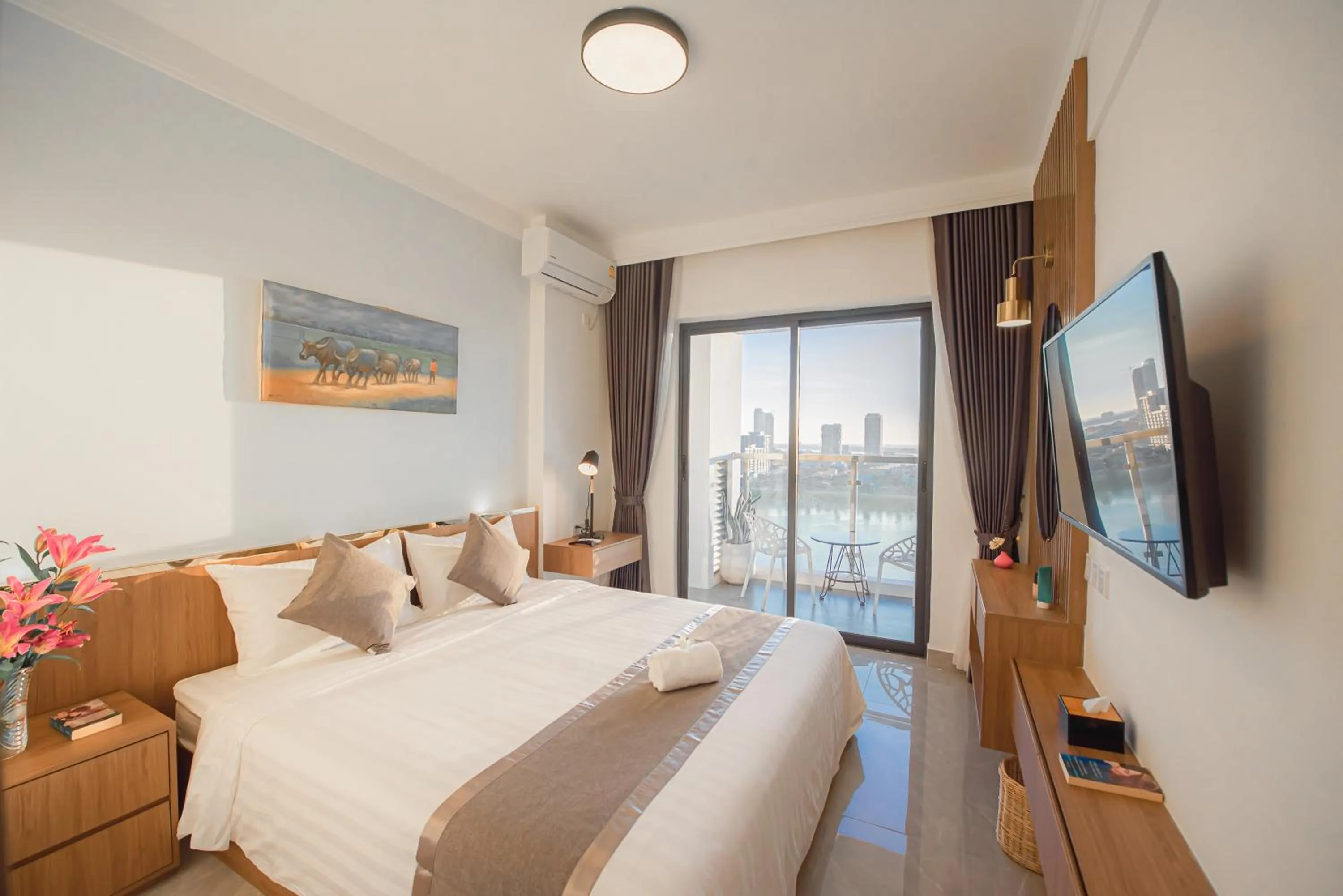 Bedroom, Bed in M9 Kirirom Hotel