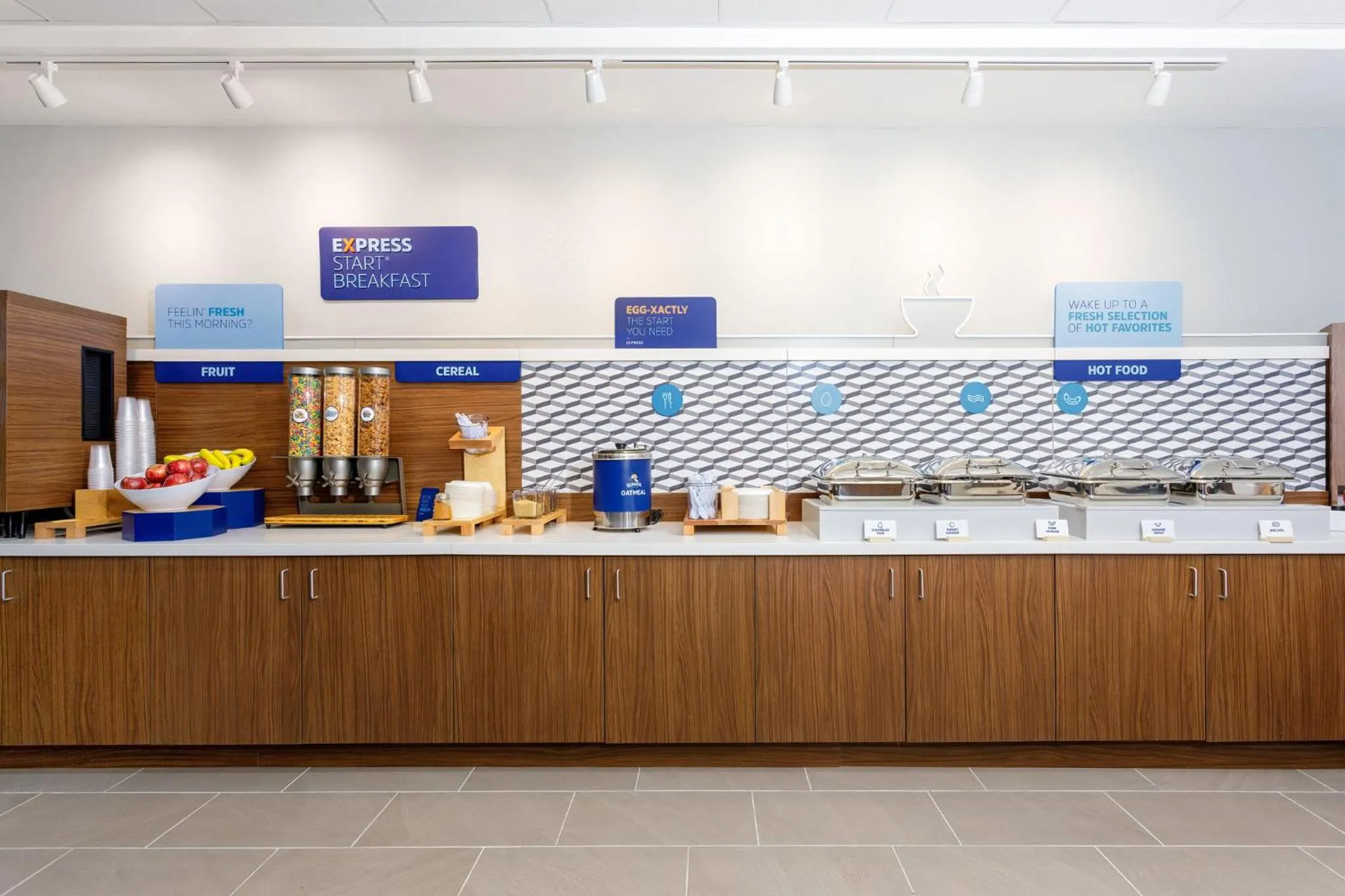 Breakfast in Holiday Inn Express & Suites Tampa Stadium - Airport Area by IHG