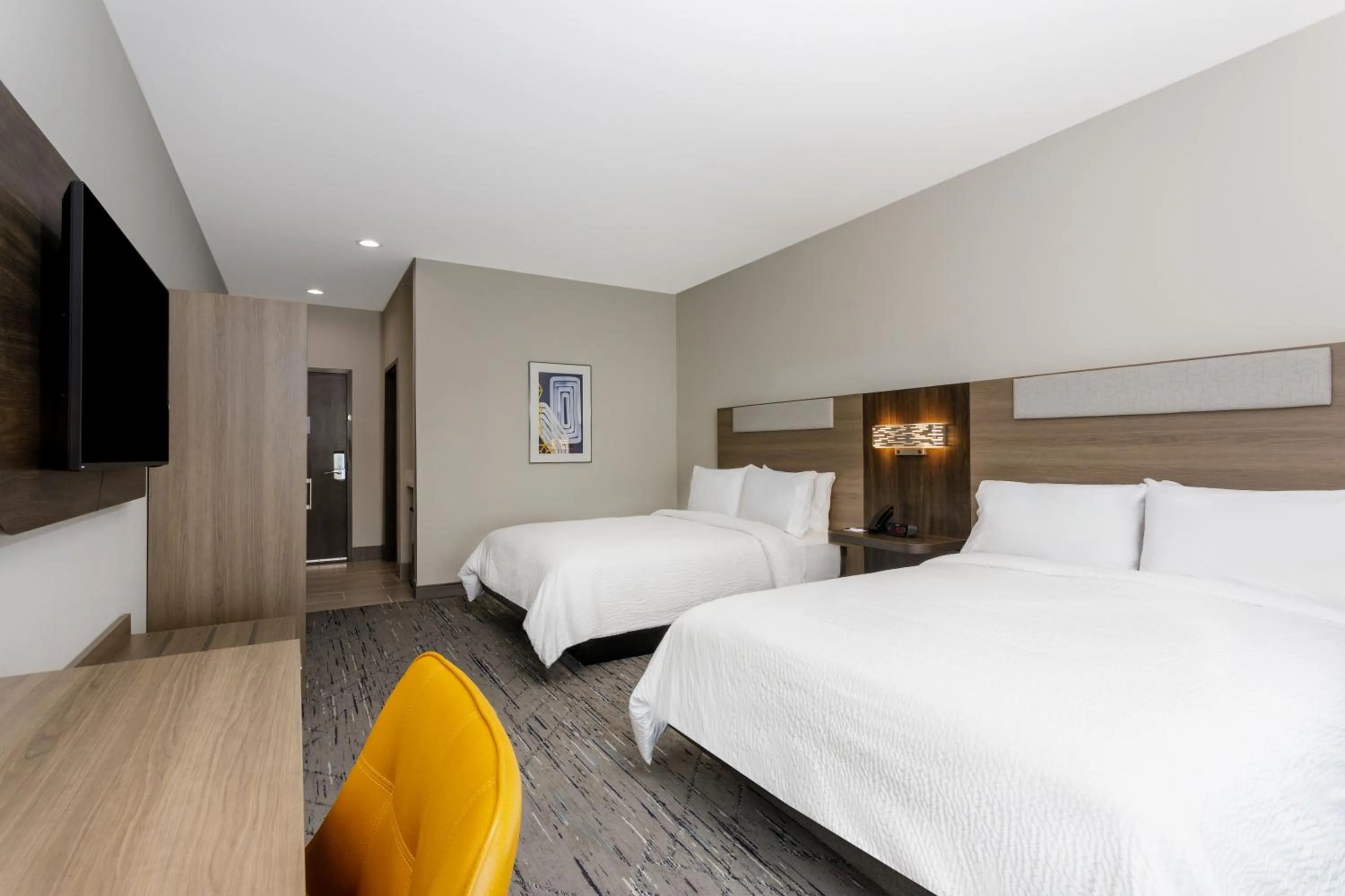 Bed in Holiday Inn Express & Suites Tampa Stadium - Airport Area by IHG