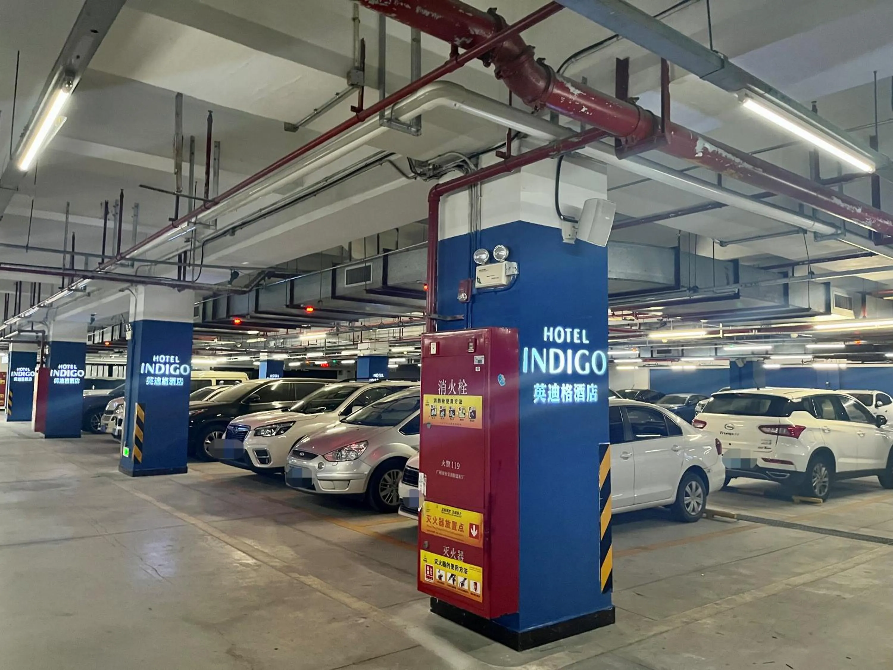 Parking in Hotel Indigo Guangzhou Haixinsha by IHG