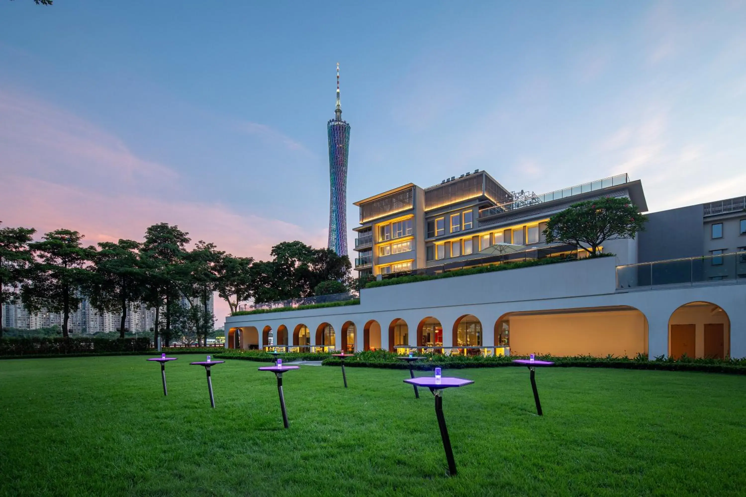 Property building in Hotel Indigo Guangzhou Haixinsha by IHG Property building in Hotel Indigo Guangzhou Haixinsha by IHG