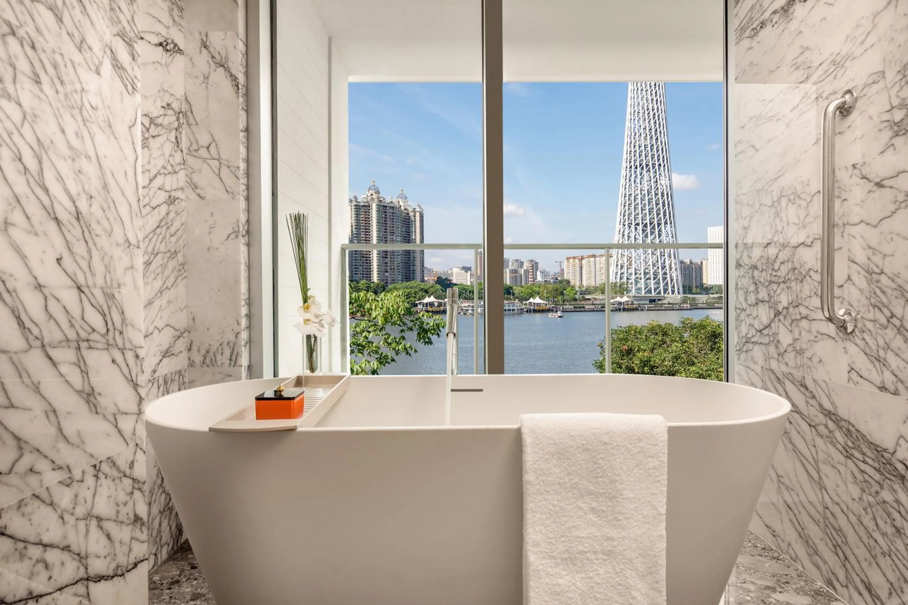 Bath in Hotel Indigo Guangzhou Haixinsha by IHG