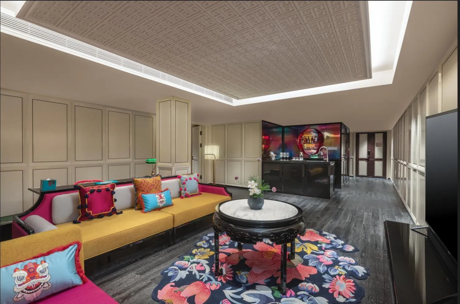 Living room in Hotel Indigo Guangzhou Haixinsha by IHG