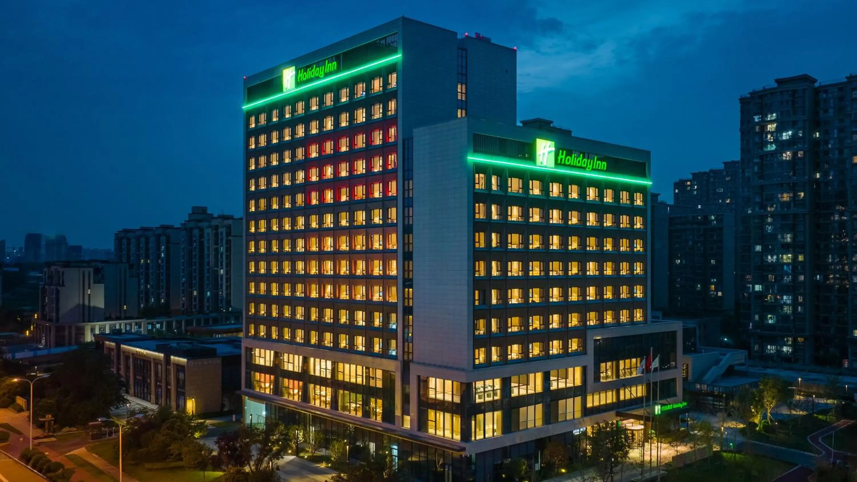 Property building in Holiday Inn Xi'an East by IHG