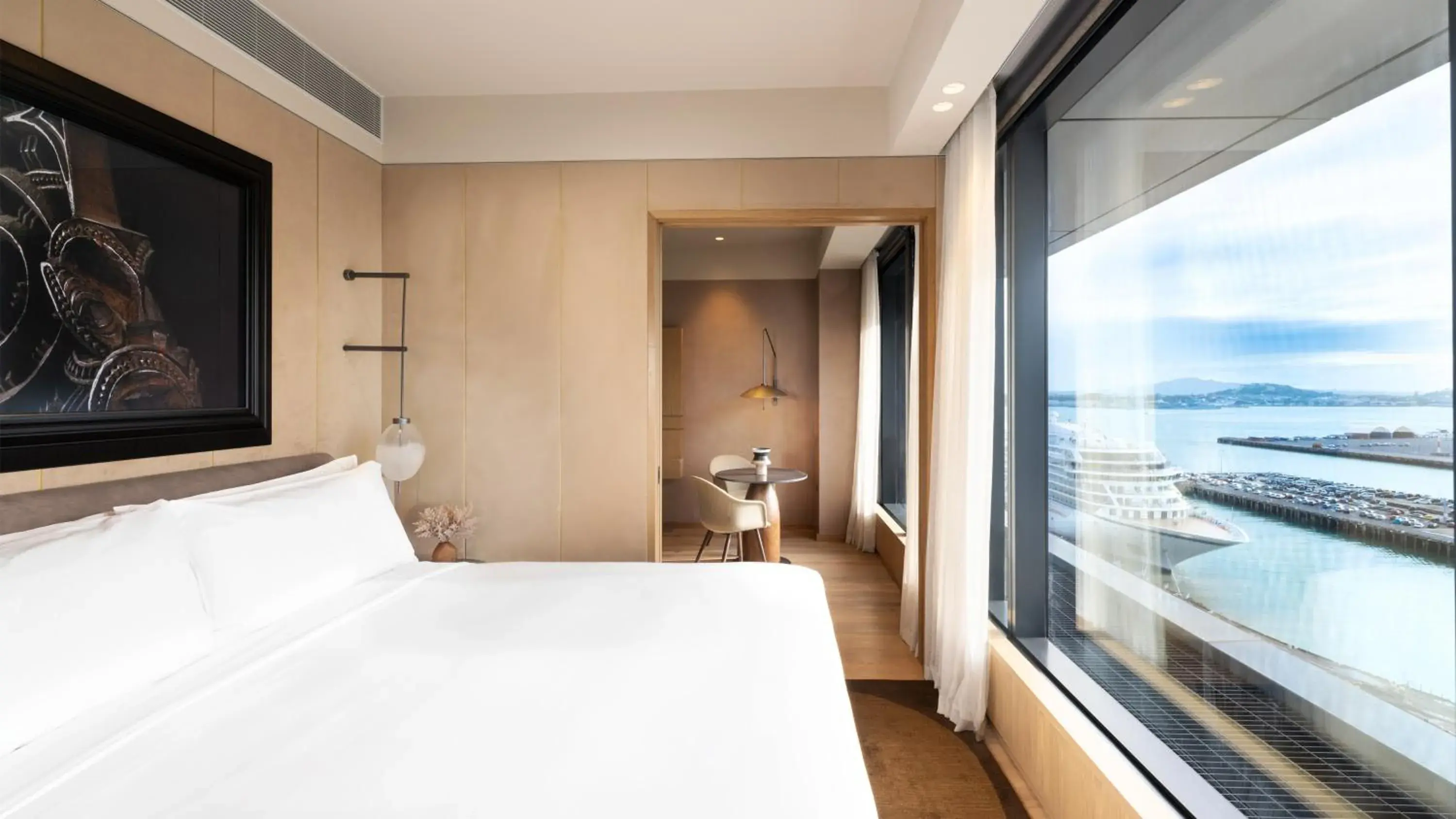 Bed in InterContinental Auckland by IHG Bed in InterContinental Auckland by IHG