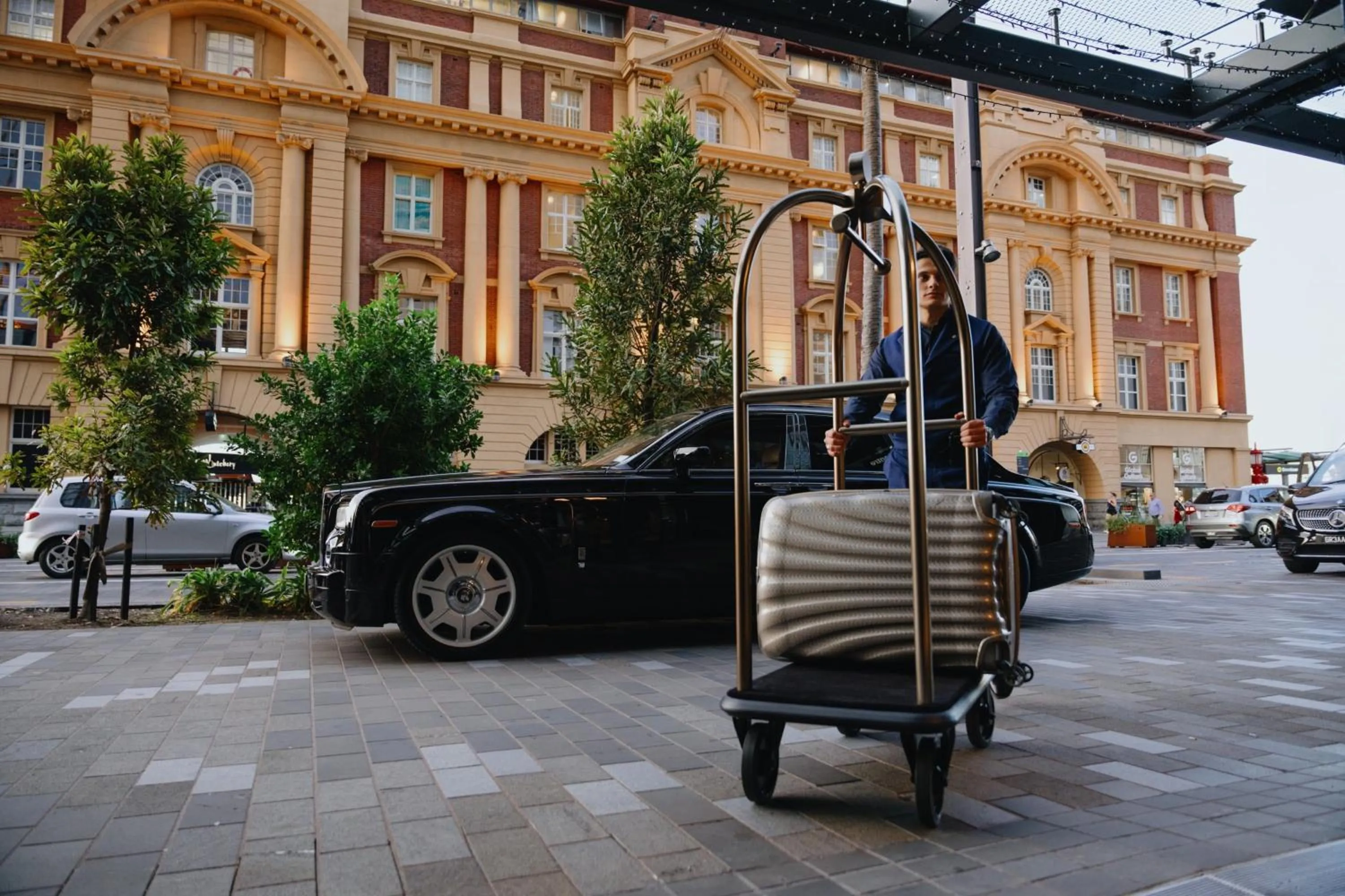 Property building in InterContinental Auckland by IHG