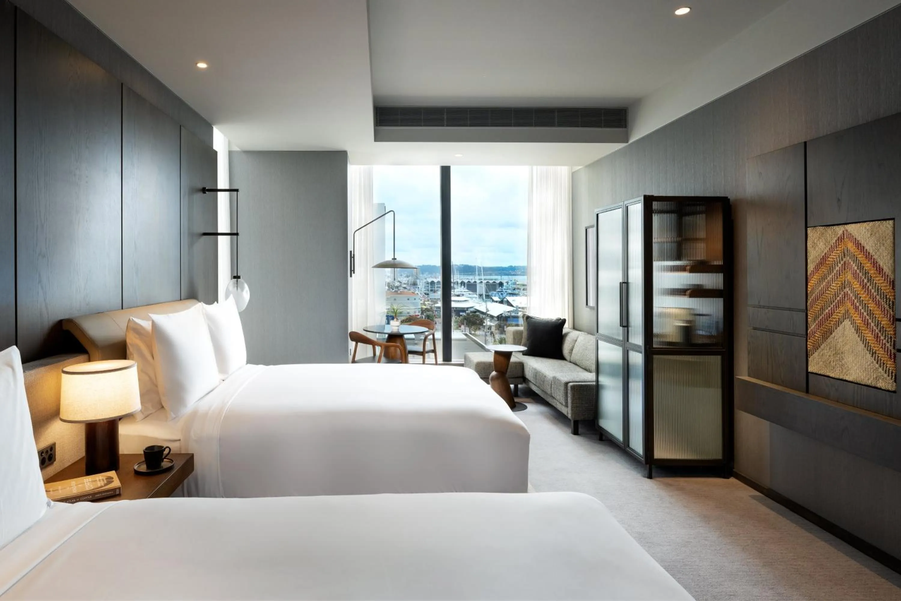 Photo of the whole room, Bed in InterContinental Auckland by IHG