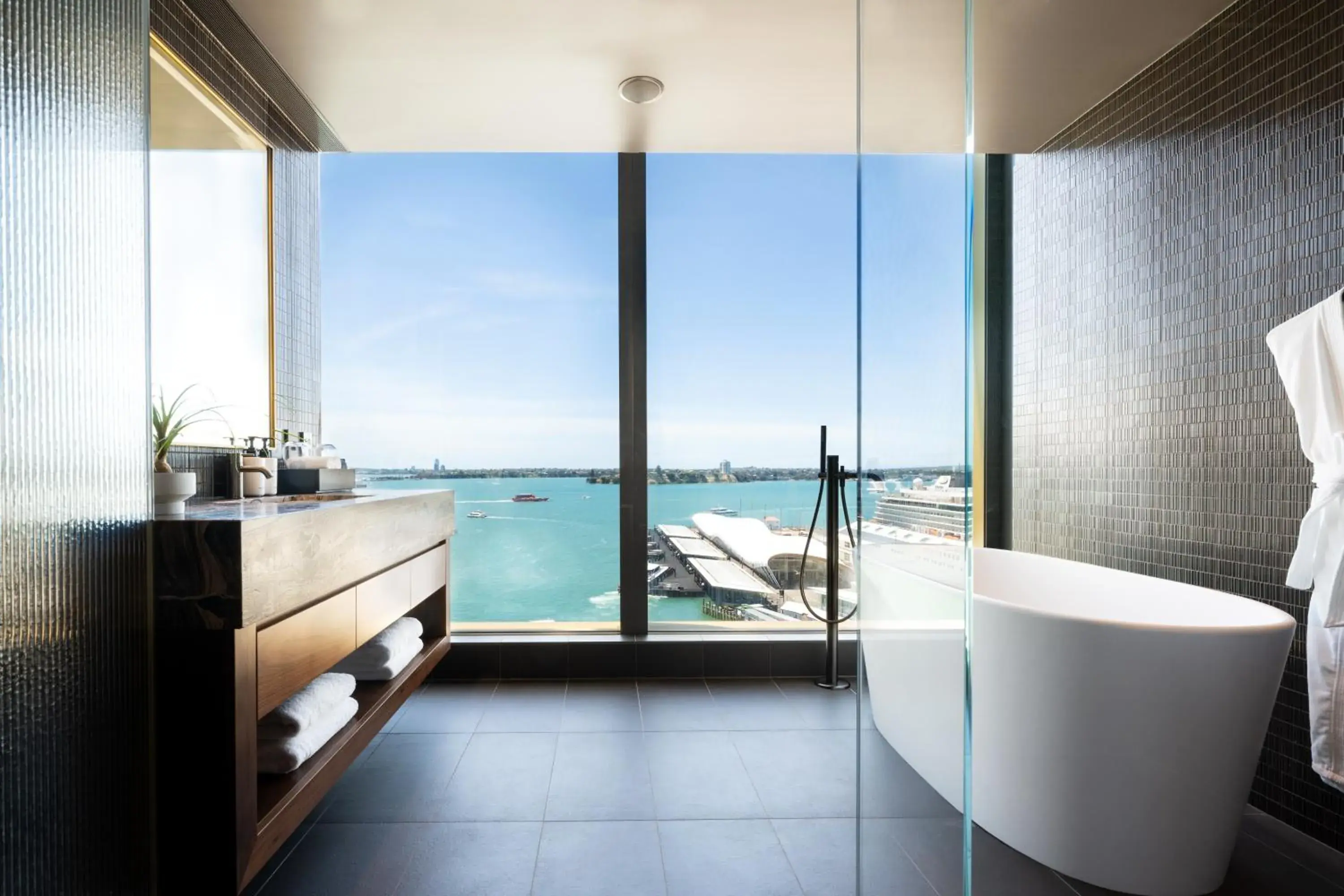 Bathroom in InterContinental Auckland by IHG Bathroom in InterContinental Auckland by IHG
