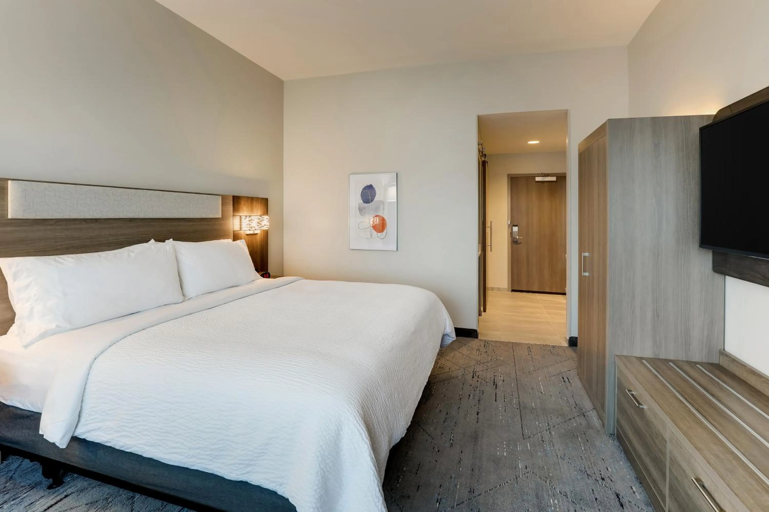 Bedroom, Bed in Holiday Inn Express Holly Springs - Raleigh Area by IHG