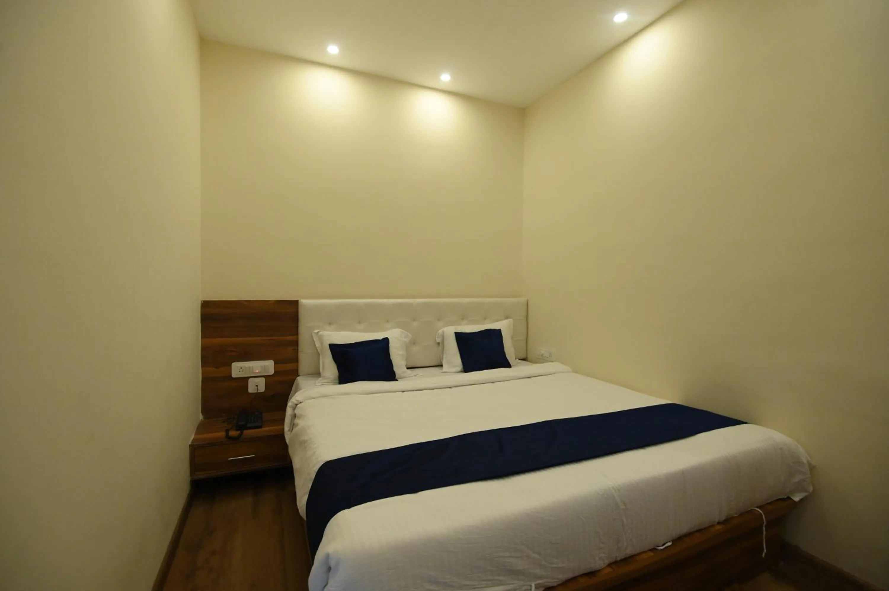 Bedroom, Bed in Namastey Puri