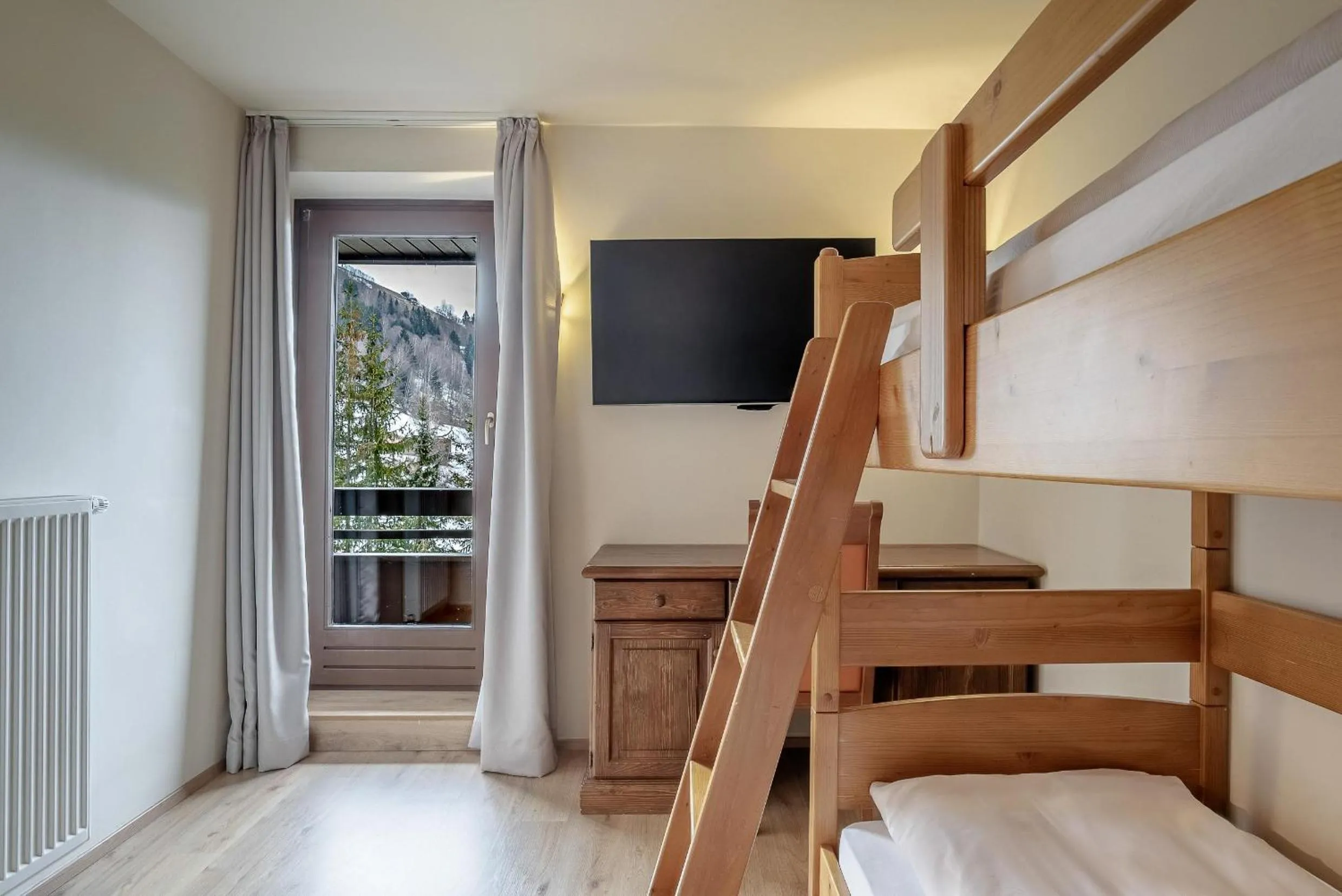 Photo of the whole room, Bed in Hotel Victoriya