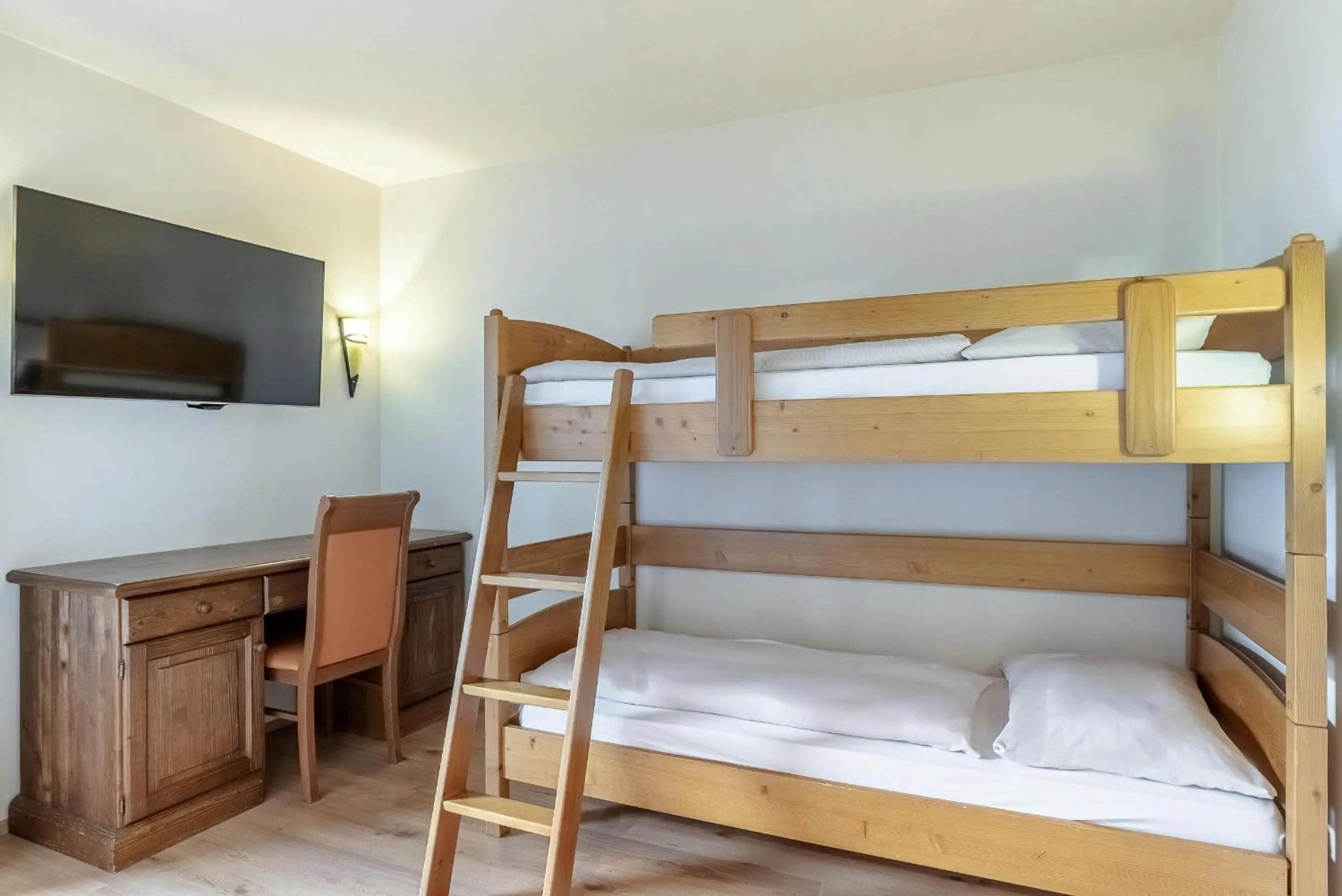 Photo of the whole room, Bed in Hotel Victoriya