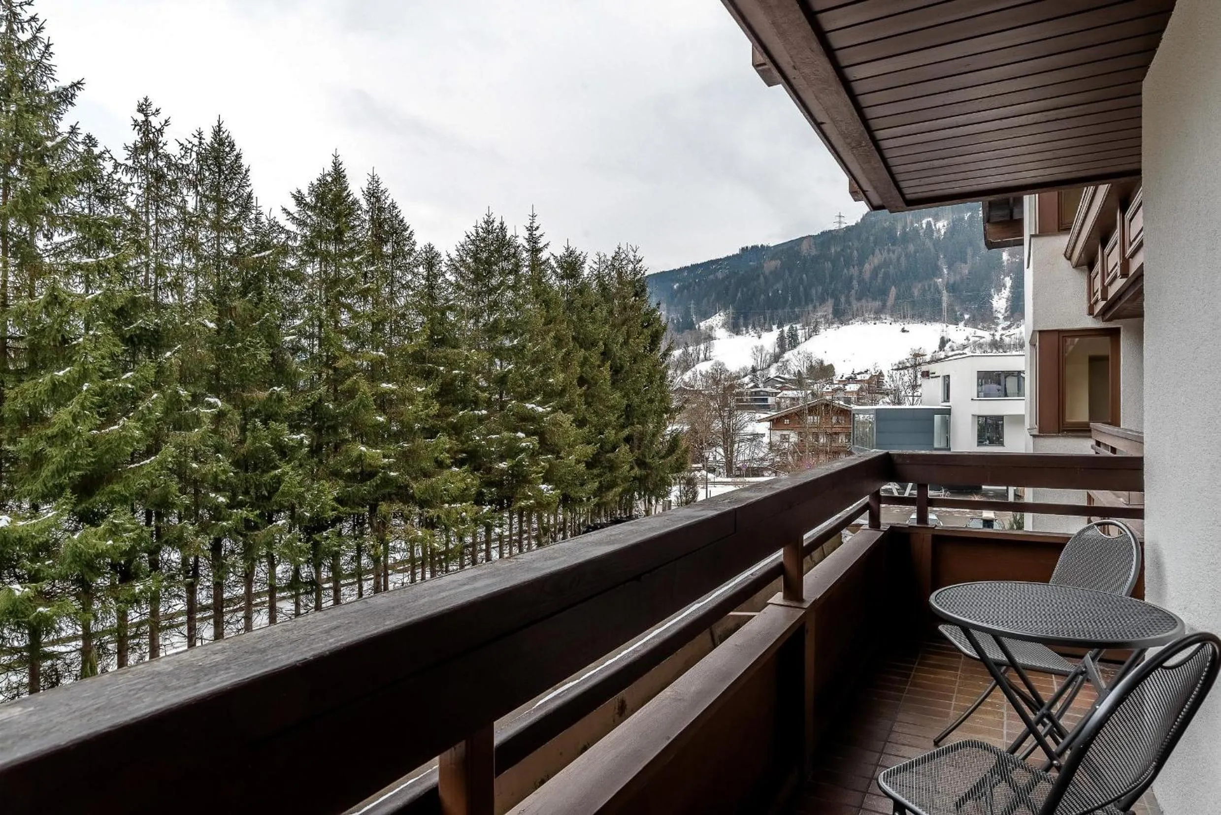 Photo of the whole room in Hotel Victoriya