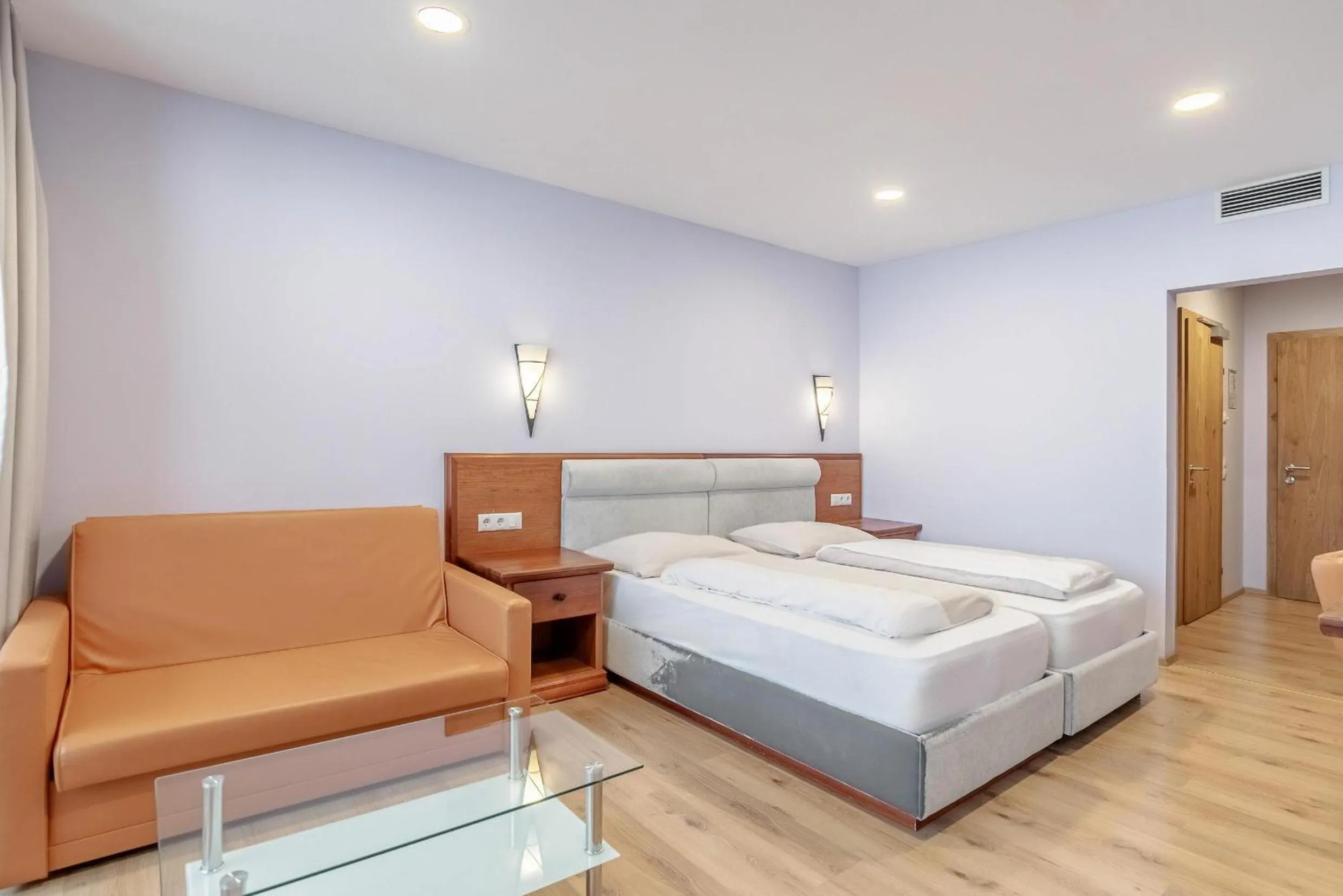 Photo of the whole room, Bed in Hotel Victoriya