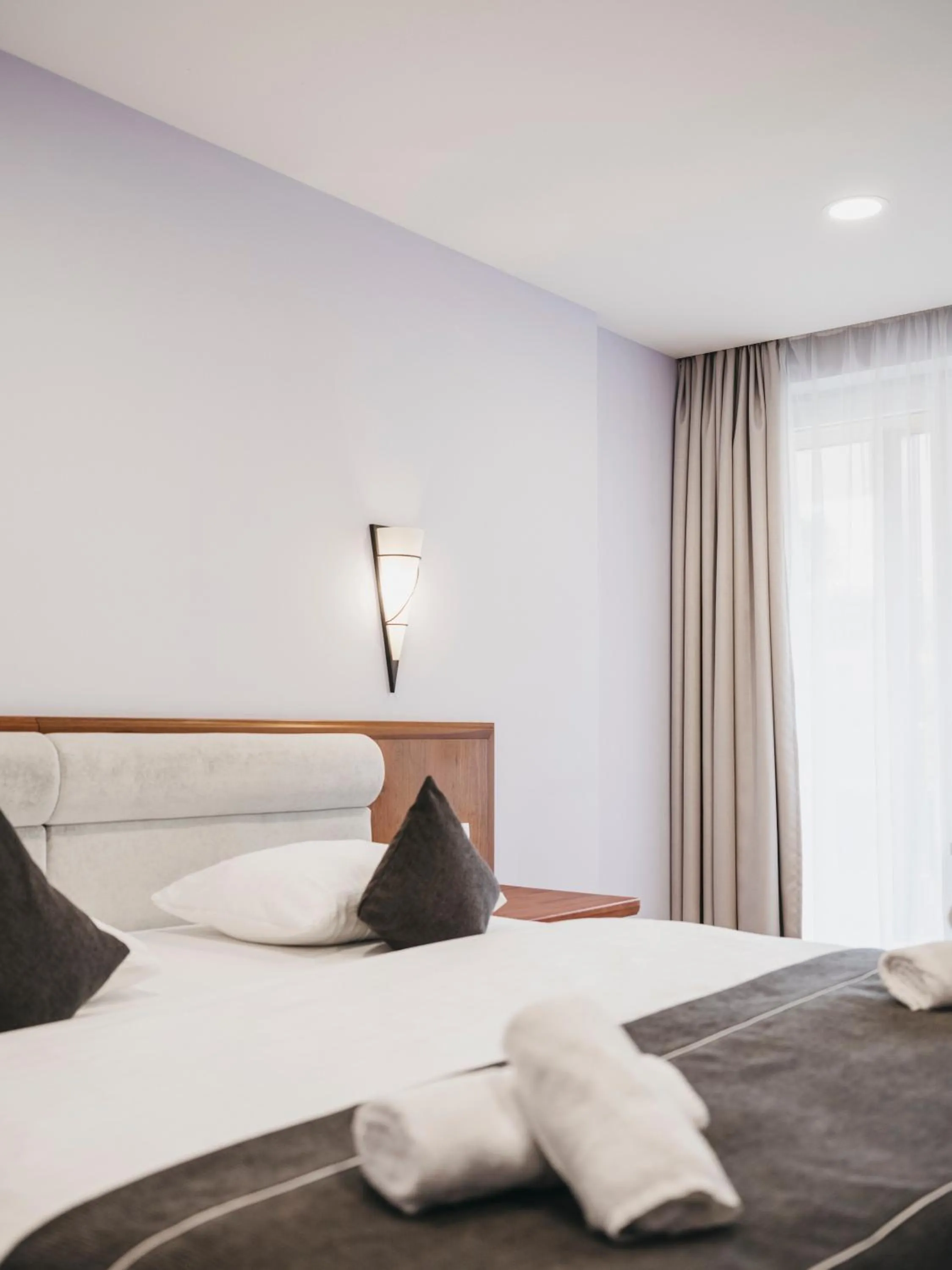 Photo of the whole room in Hotel Victoria by VAYA