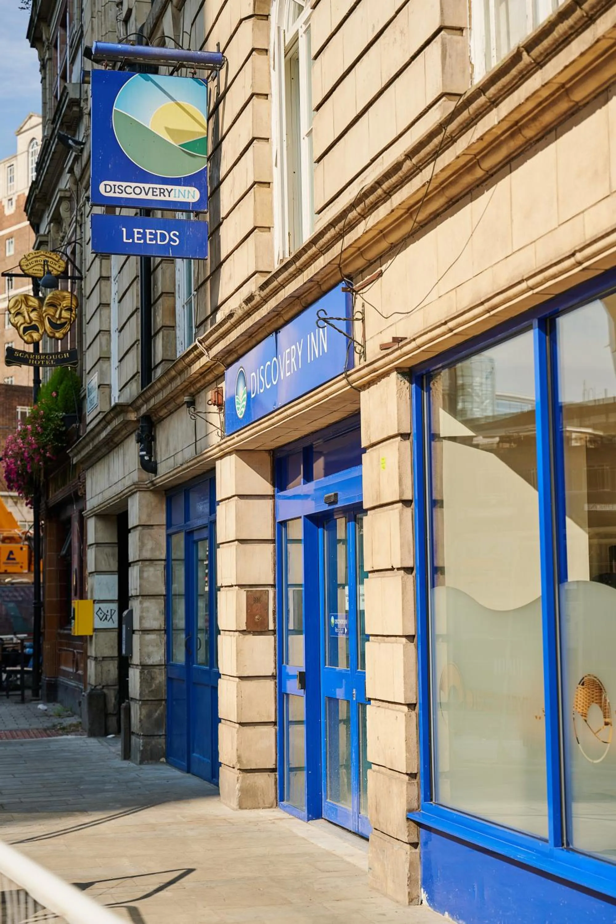 Property building in Discovery Inn - Leeds