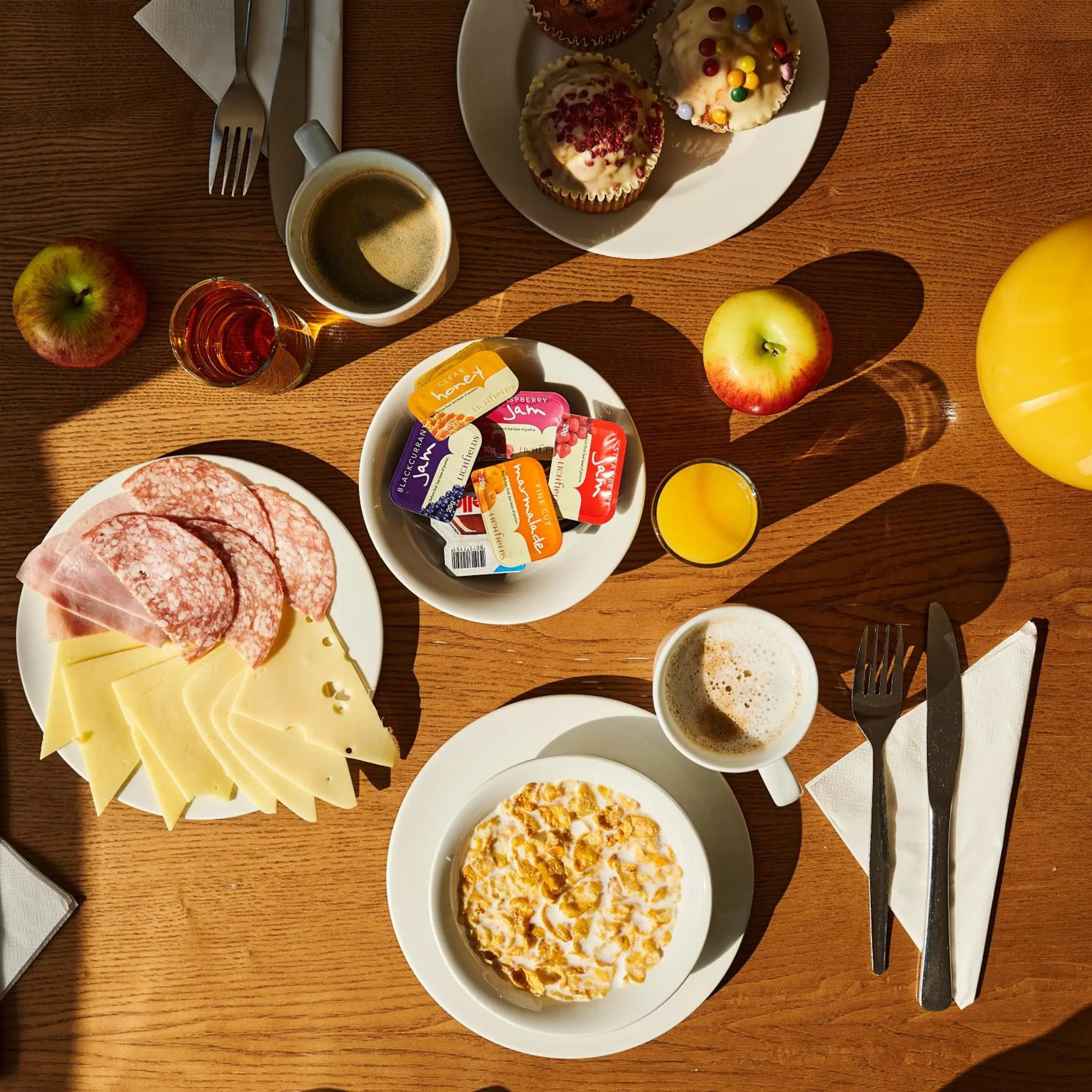 Breakfast in Discovery Inn - Leeds Breakfast in Discovery Inn - Leeds