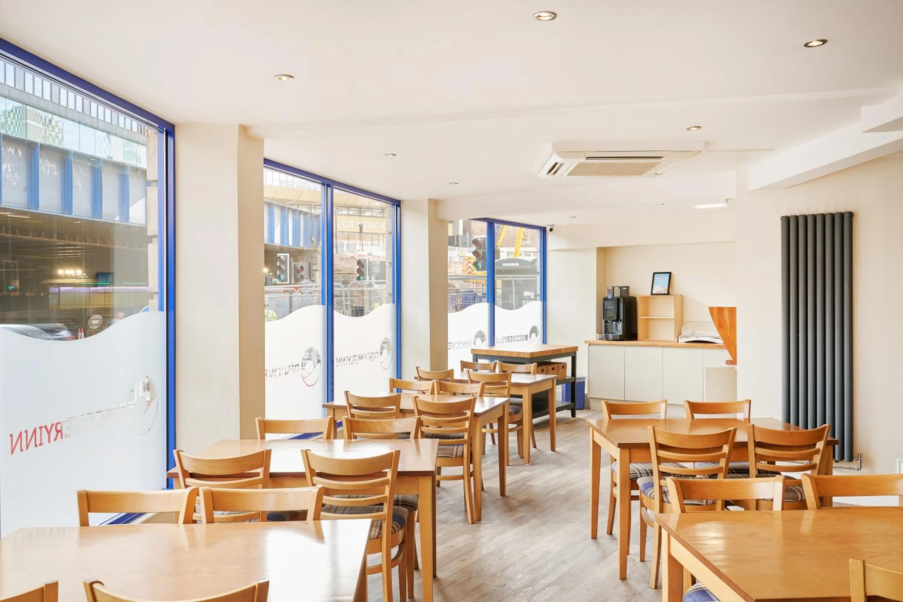 Breakfast in Discovery Inn - Leeds