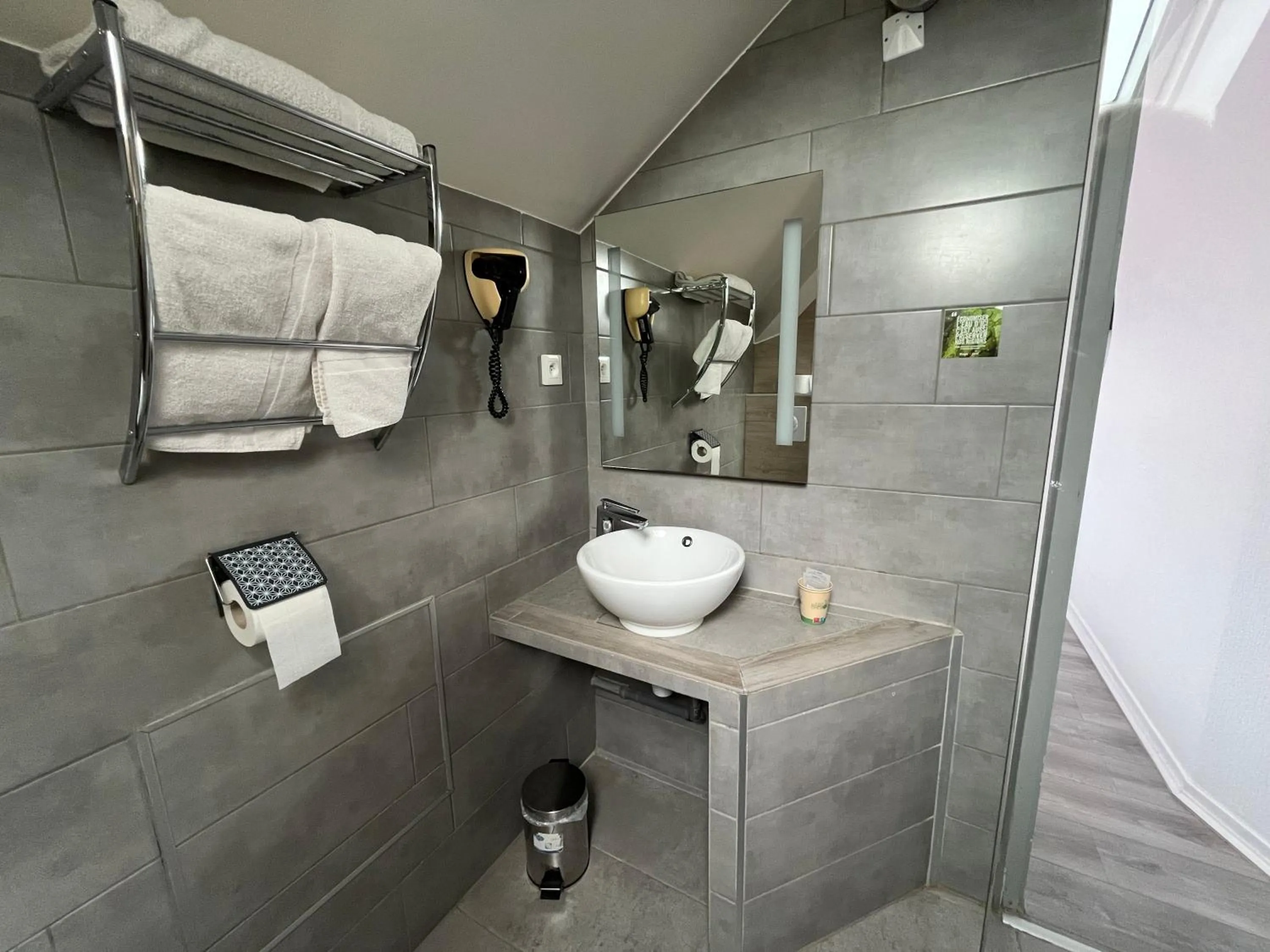 Logis Hôtel & Restaurant - Le Floride