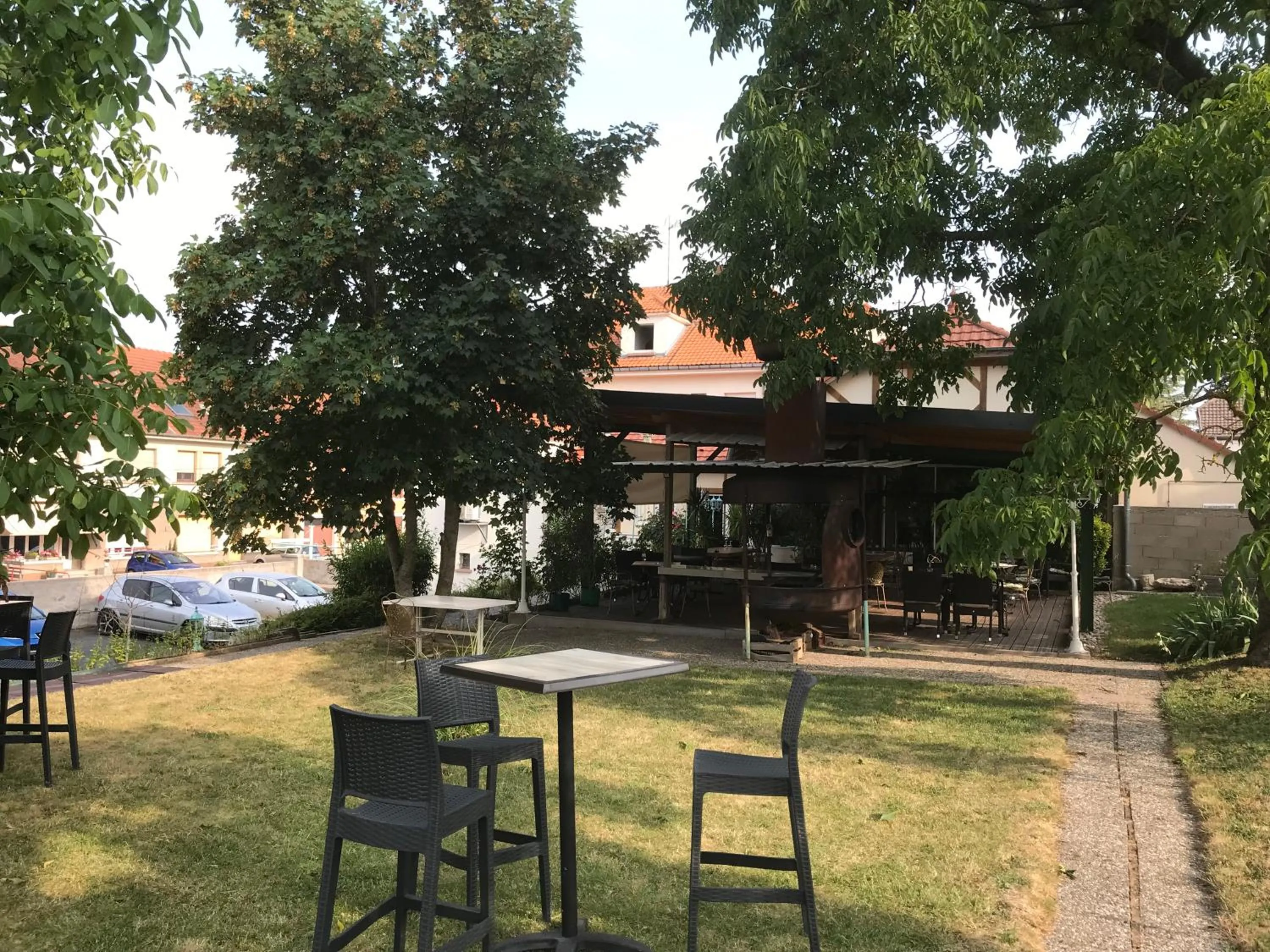 Property building in Hôtel Le Floride