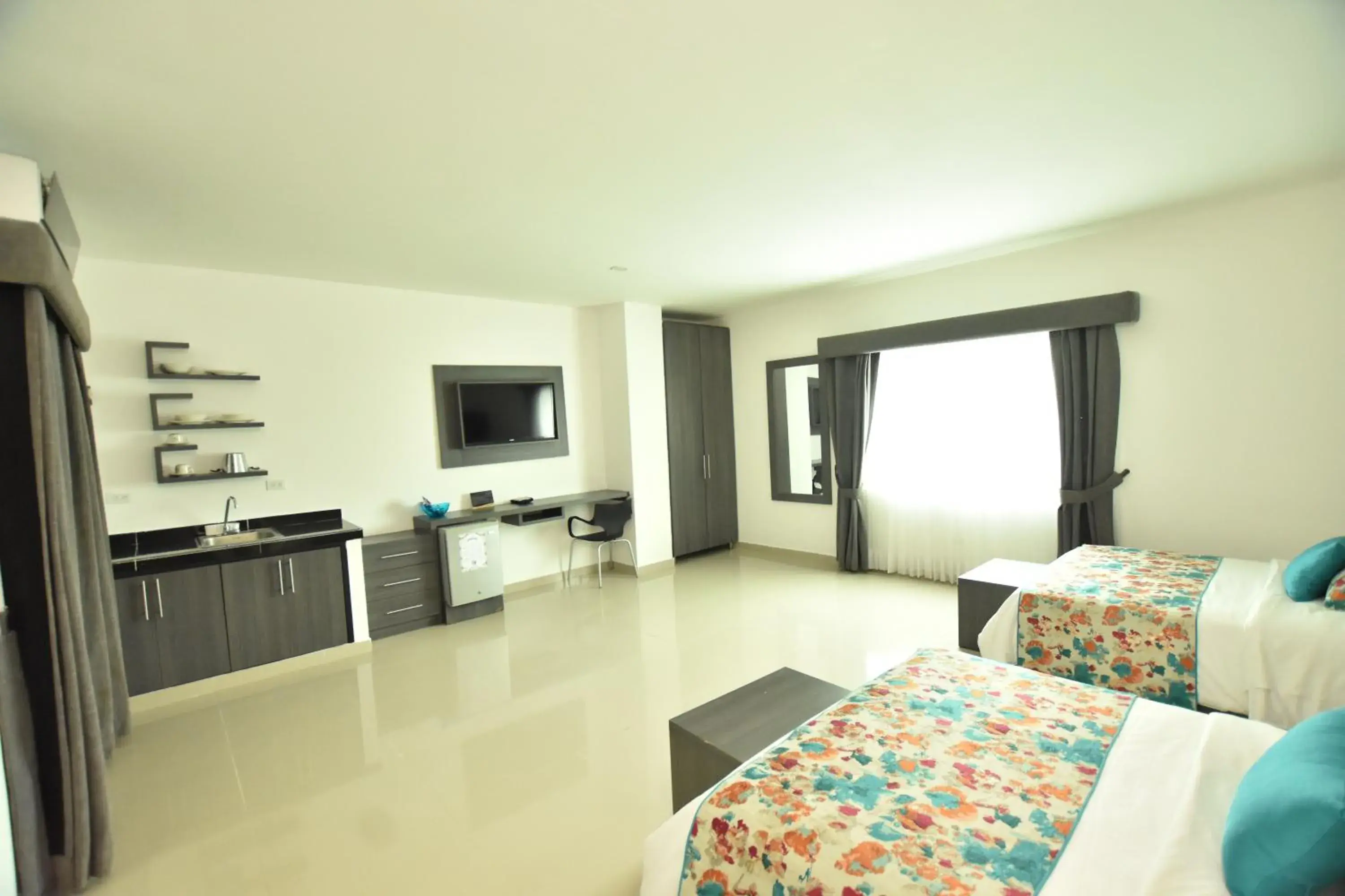 Deluxe Twin Room in Hotel La Casa N. 3 Deluxe Twin Room in Hotel La Casa N. 3