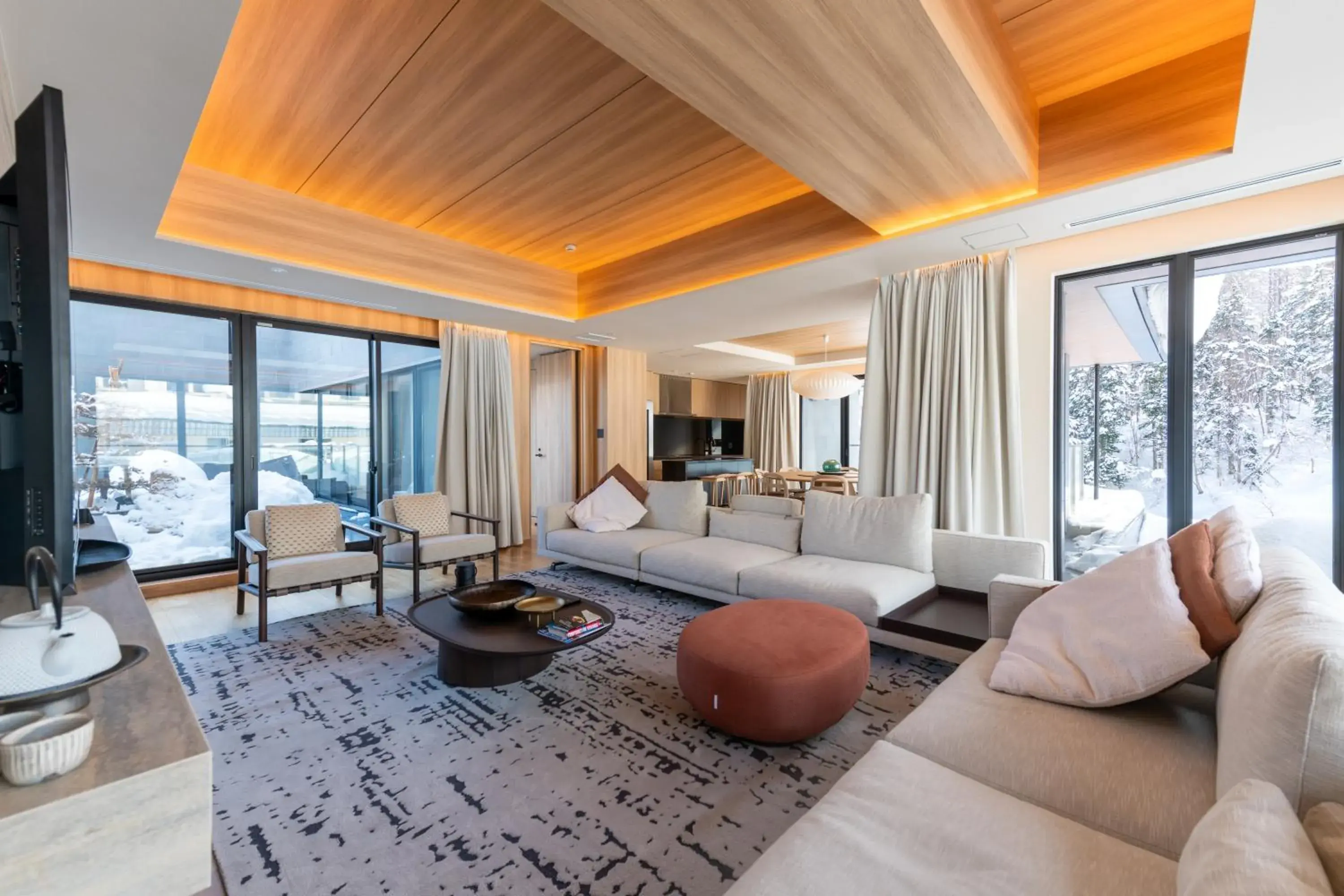 6 Bedroom Penthouse Residence with Onsen (Dual Key) in Niseko Kyo 6 Bedroom Penthouse Residence with Onsen (Dual Key) in Niseko Kyo