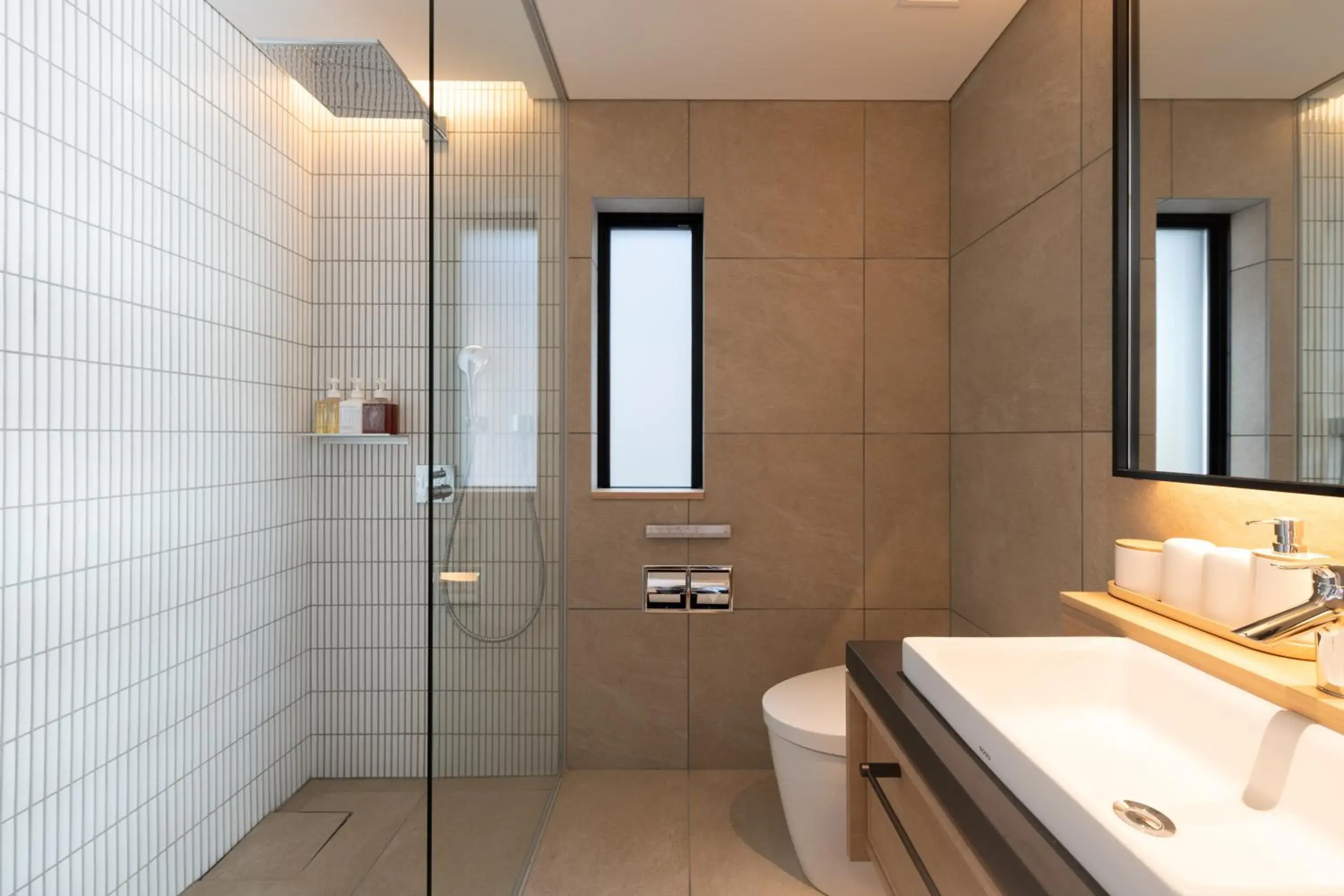 5 Bedroom Yotei Residence with Onsen (Triple Key) in Niseko Kyo 5 Bedroom Yotei Residence with Onsen (Triple Key) in Niseko Kyo