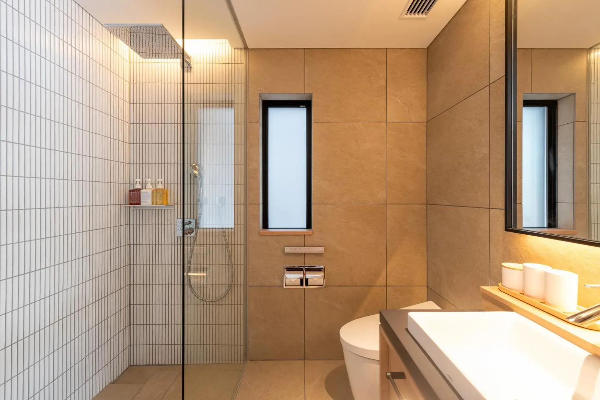 3 Bedroom Residence with Onsen (Dual Key) in Niseko Kyo 3 Bedroom Residence with Onsen (Dual Key) in Niseko Kyo