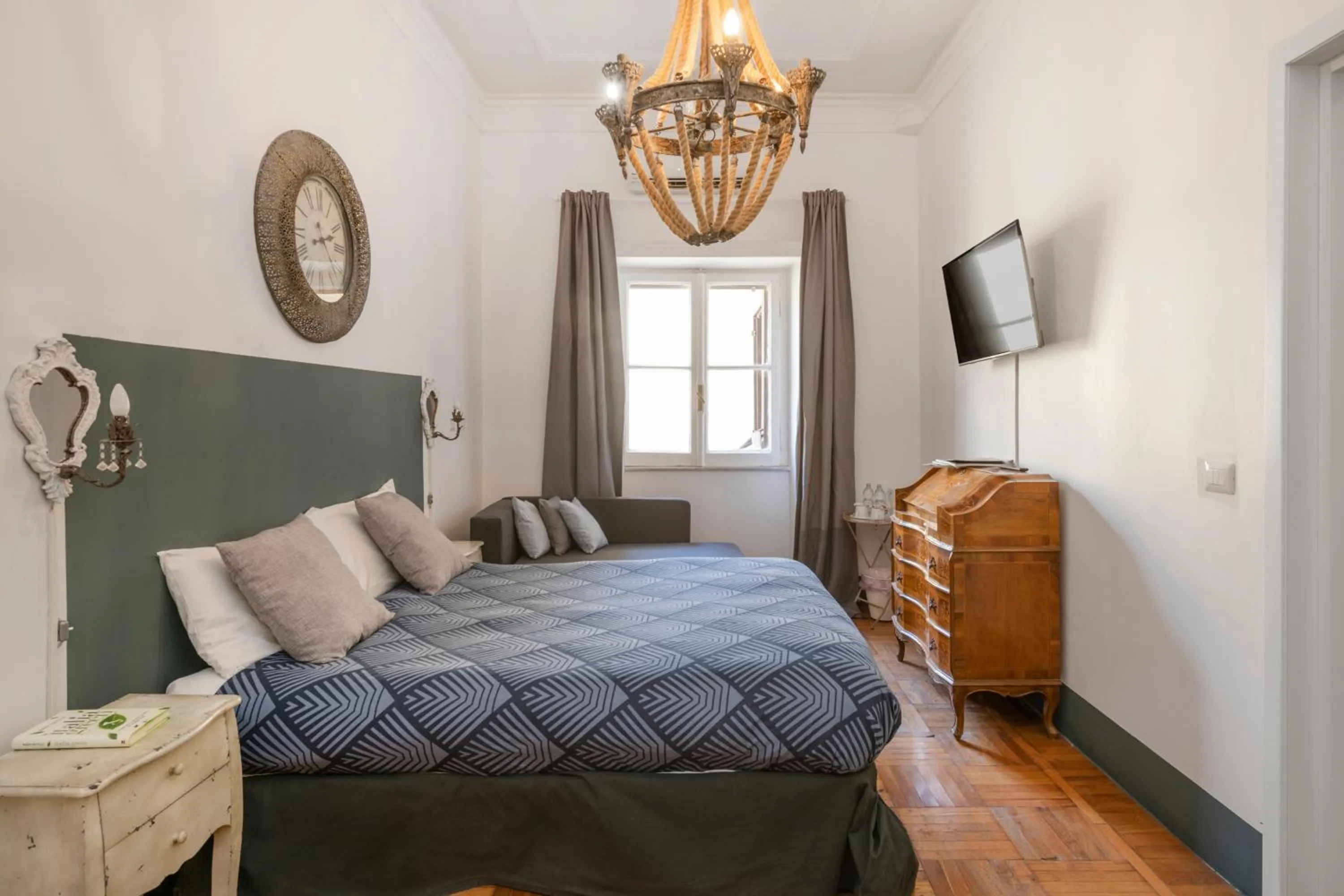 Bed in Angelina Dimora Contemporanea