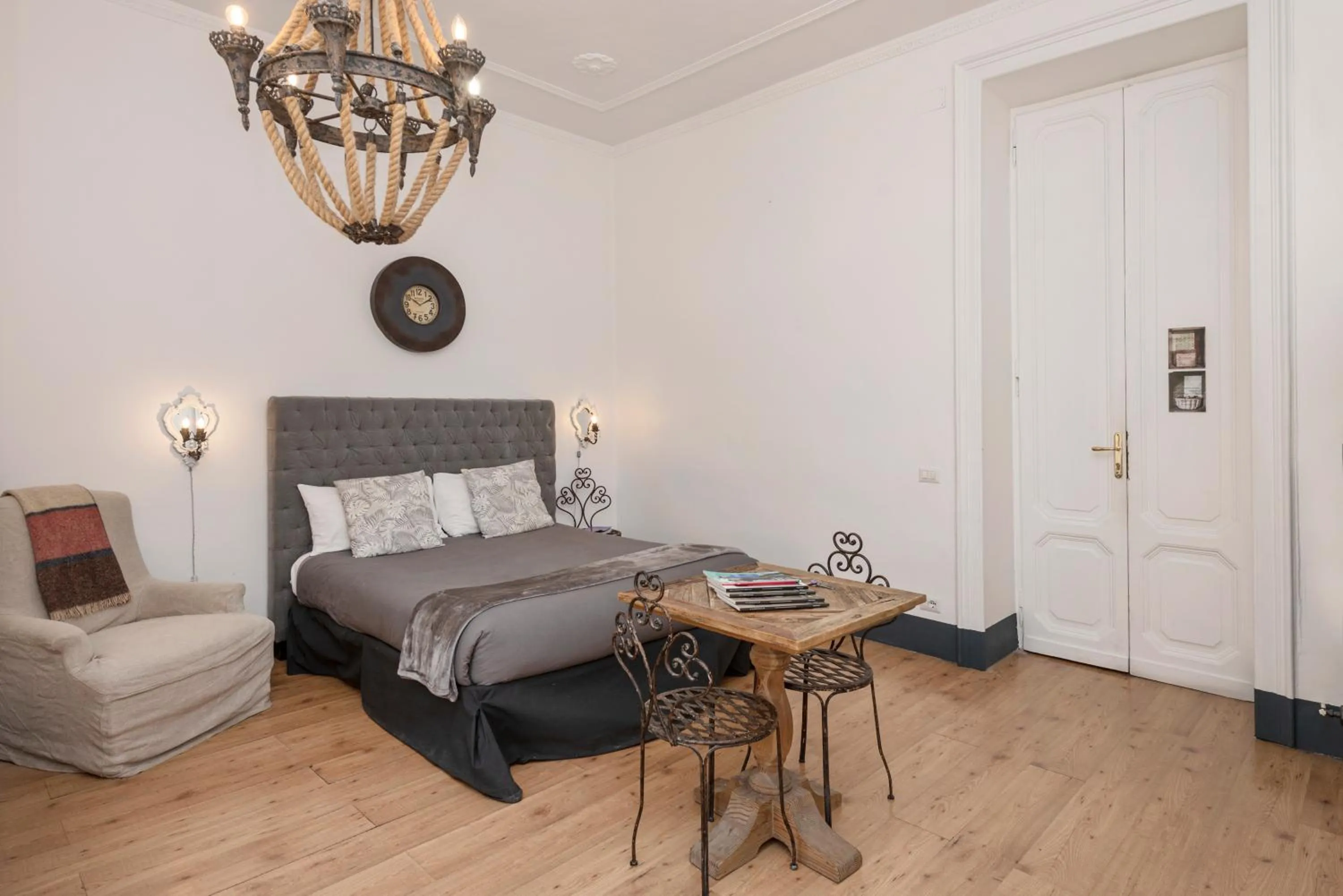 Bed in Angelina Dimora Contemporanea