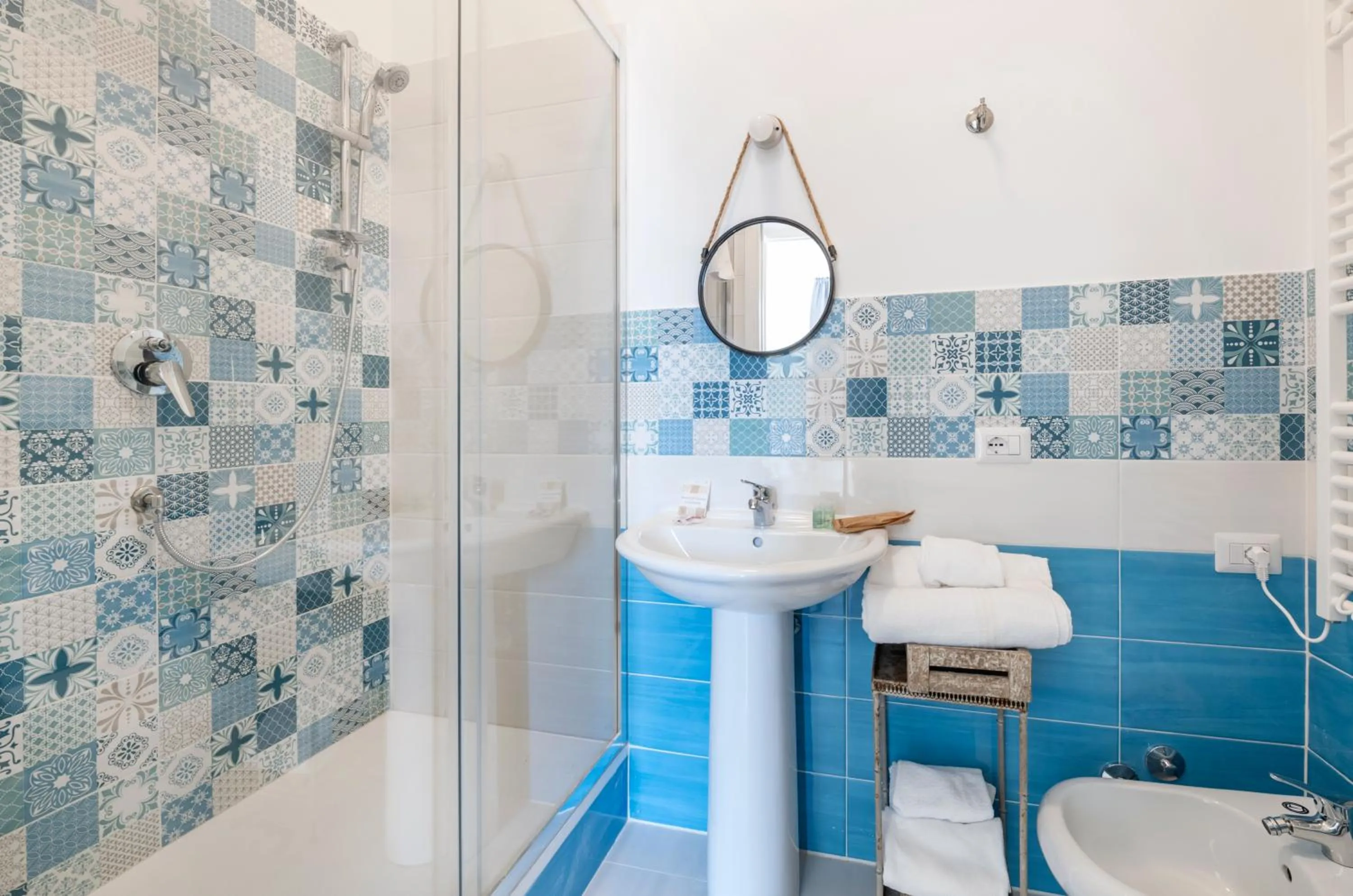 Shower in Angelina Dimora Contemporanea