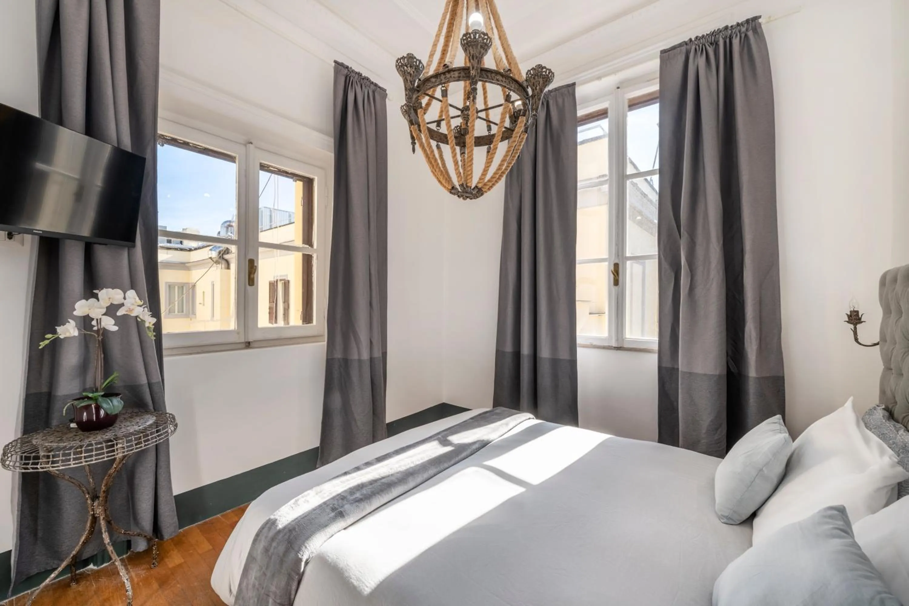 Bed in Angelina Dimora Contemporanea