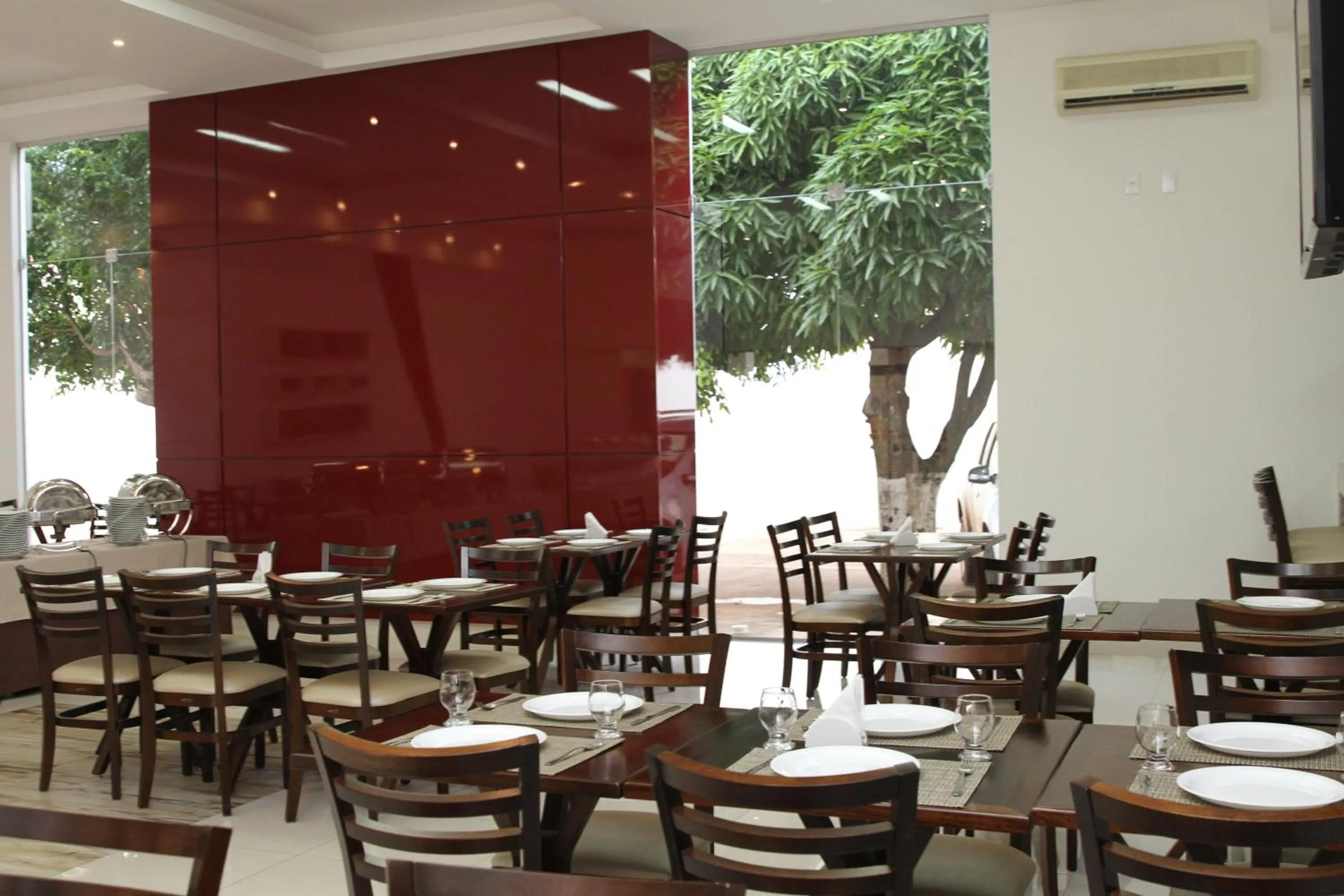 Restaurant/places to eat in Solar Hotel Luis Eduardo Magalhães