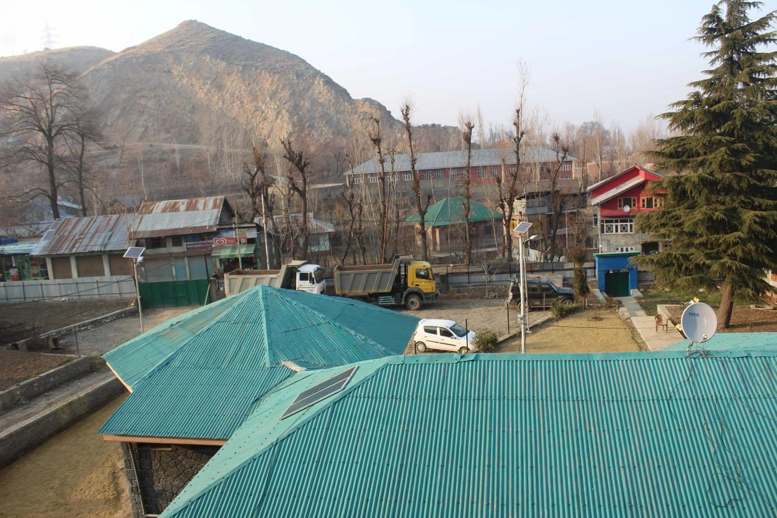 Facade/entrance in Hotel O Raj Shah Hotel And Resturant