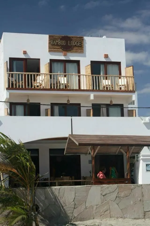 Bamboo Lodge Paracas