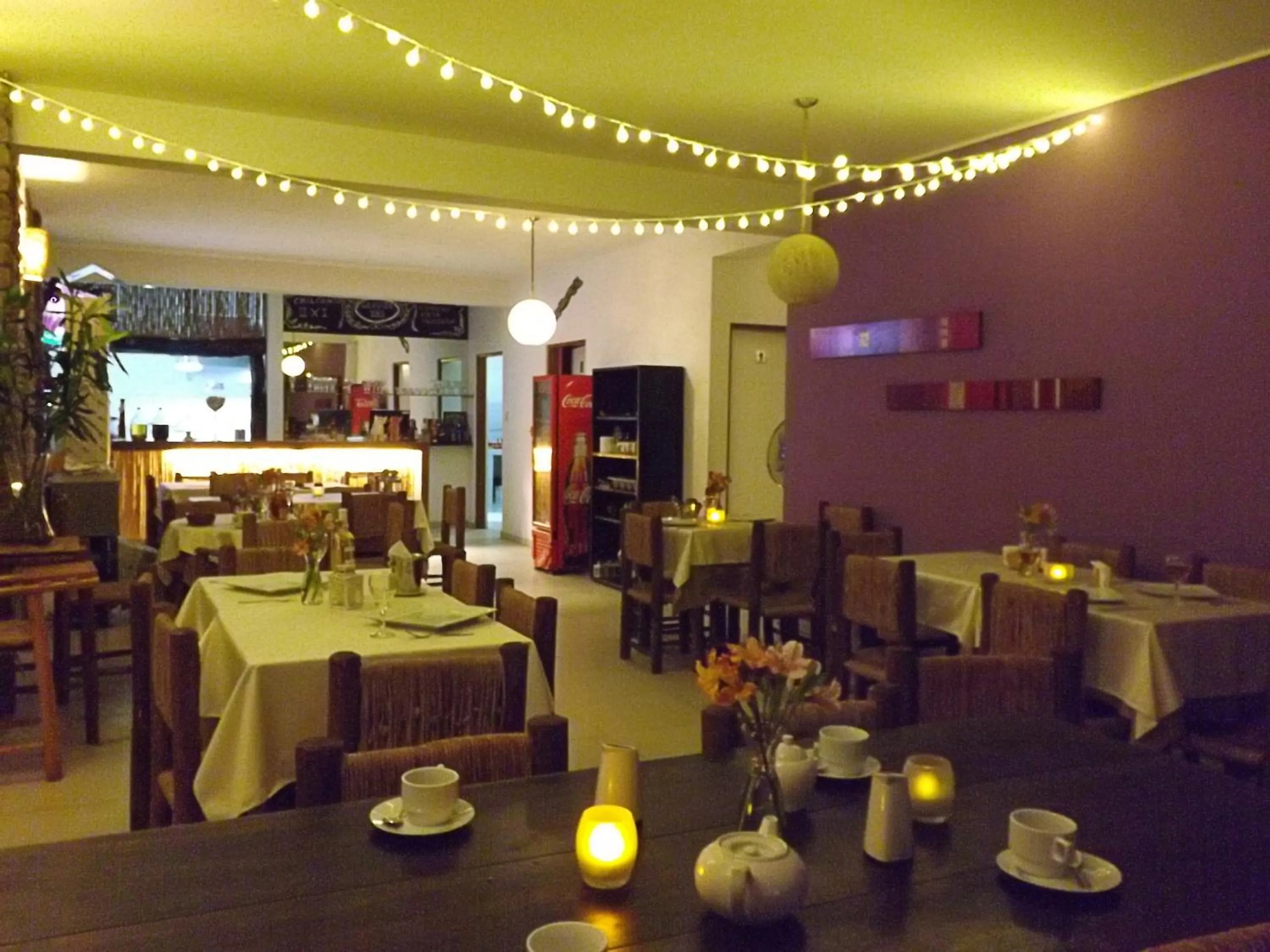 Restaurant/places to eat in Bamboo Lodge Paracas