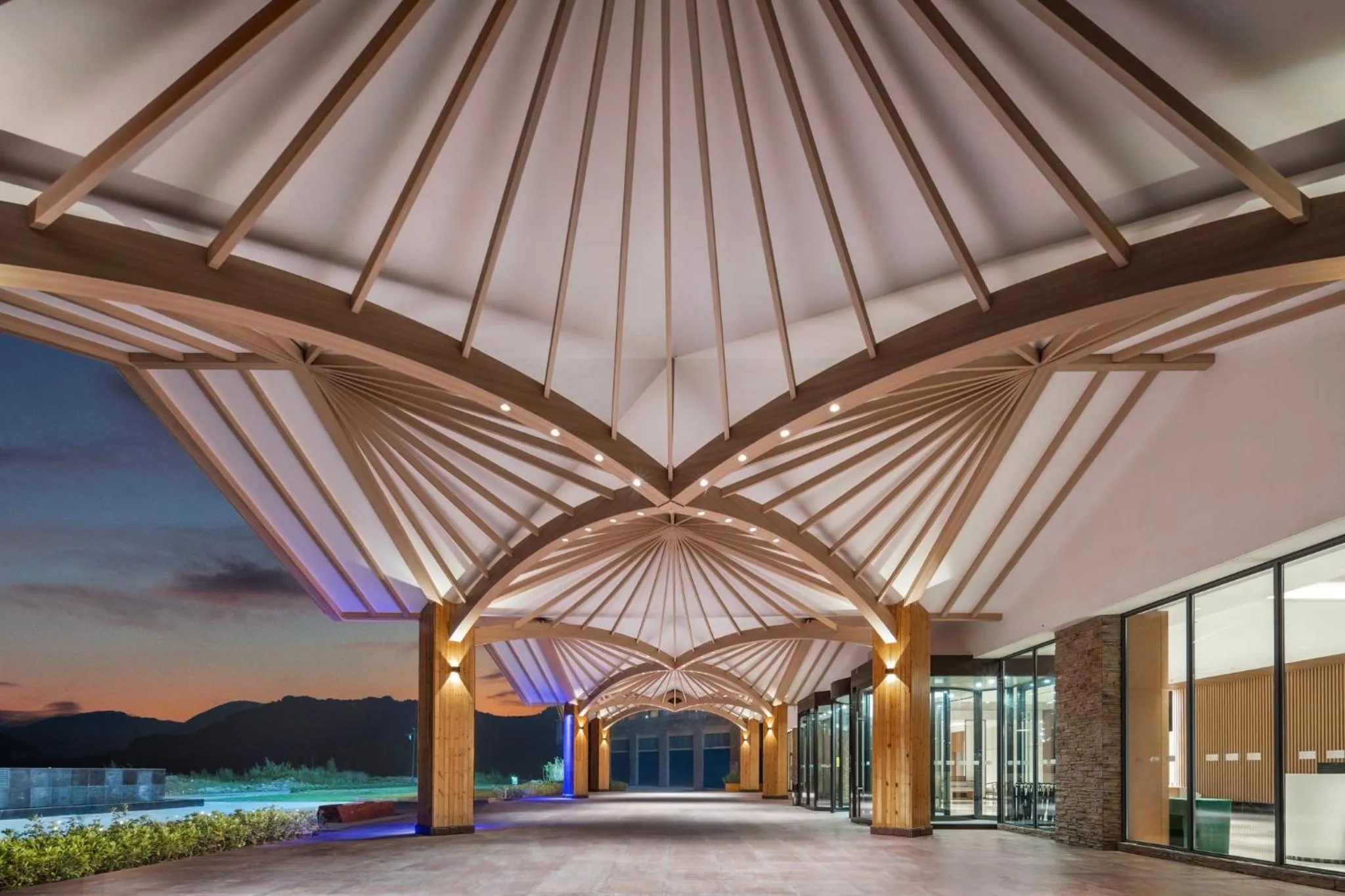 Property building in Holiday Inn Express Wawu Mountain, an IHG Hotel