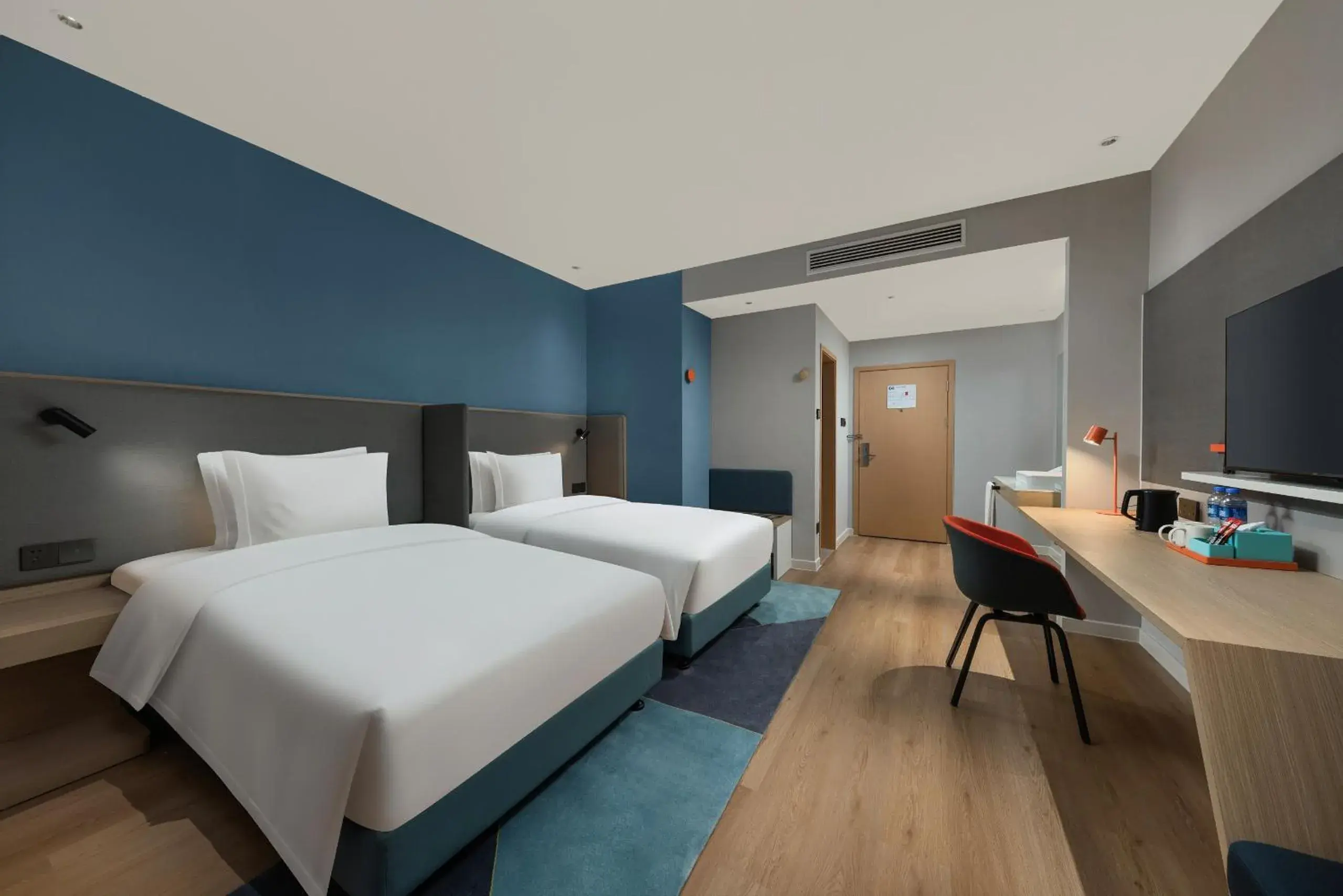 Standard Twin Room in Holiday Inn Express Wawu Mountain, an IHG Hotel Standard Twin Room in Holiday Inn Express Wawu Mountain, an IHG Hotel