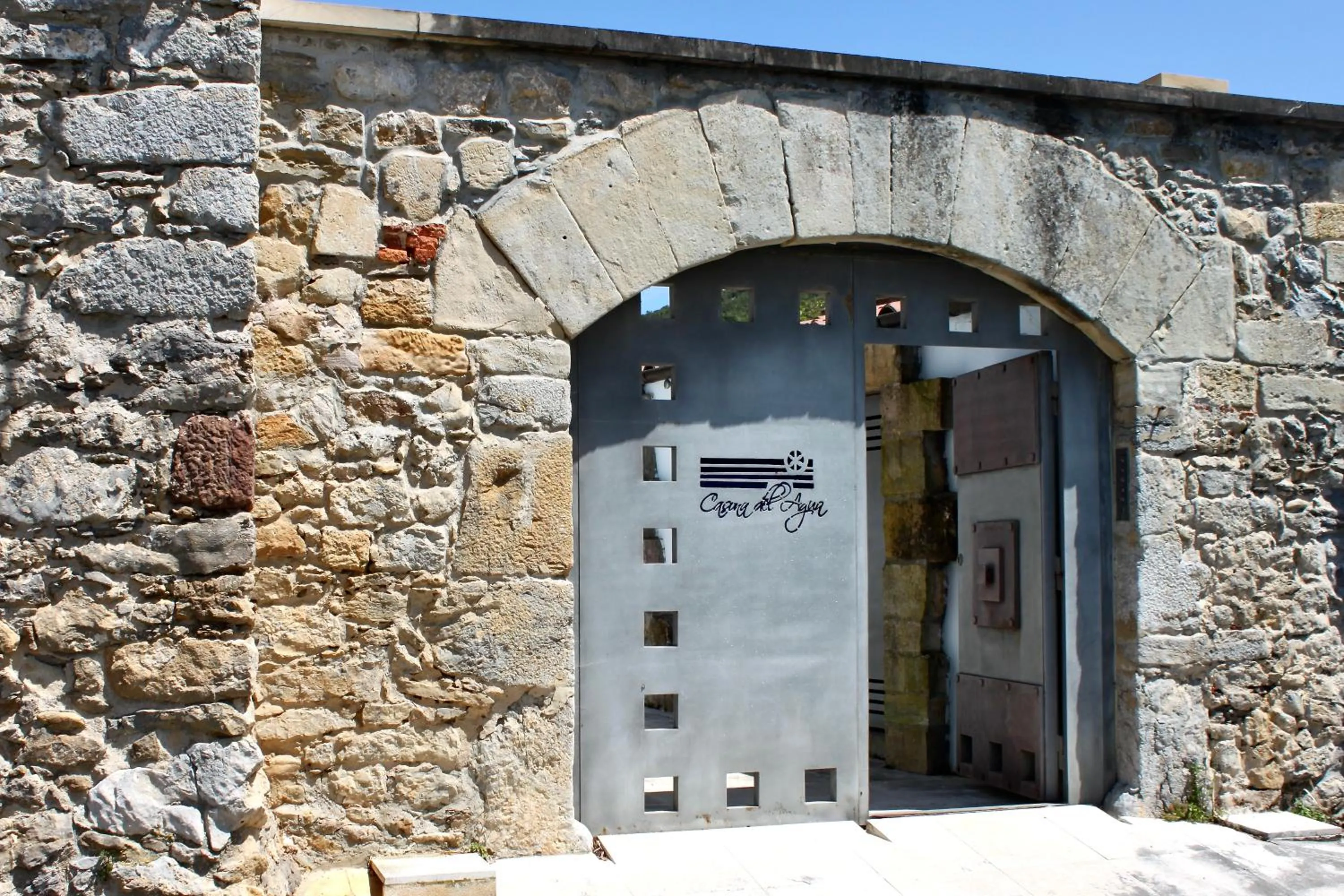 Facade/entrance in Casona Molinos del Agua