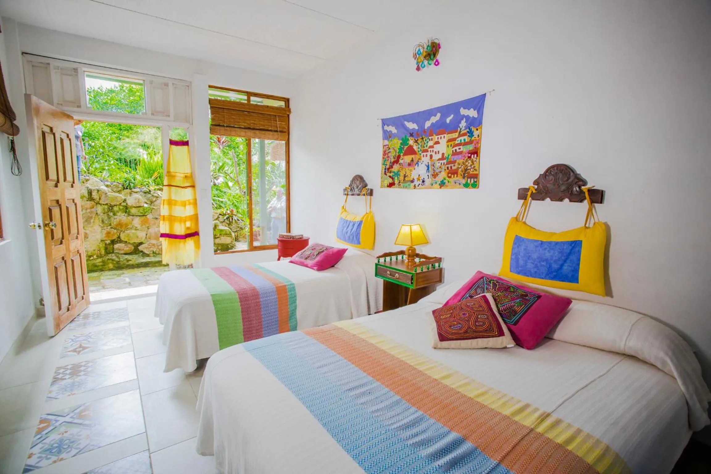 Photo of the whole room, Bed in Posada Las Bromelias