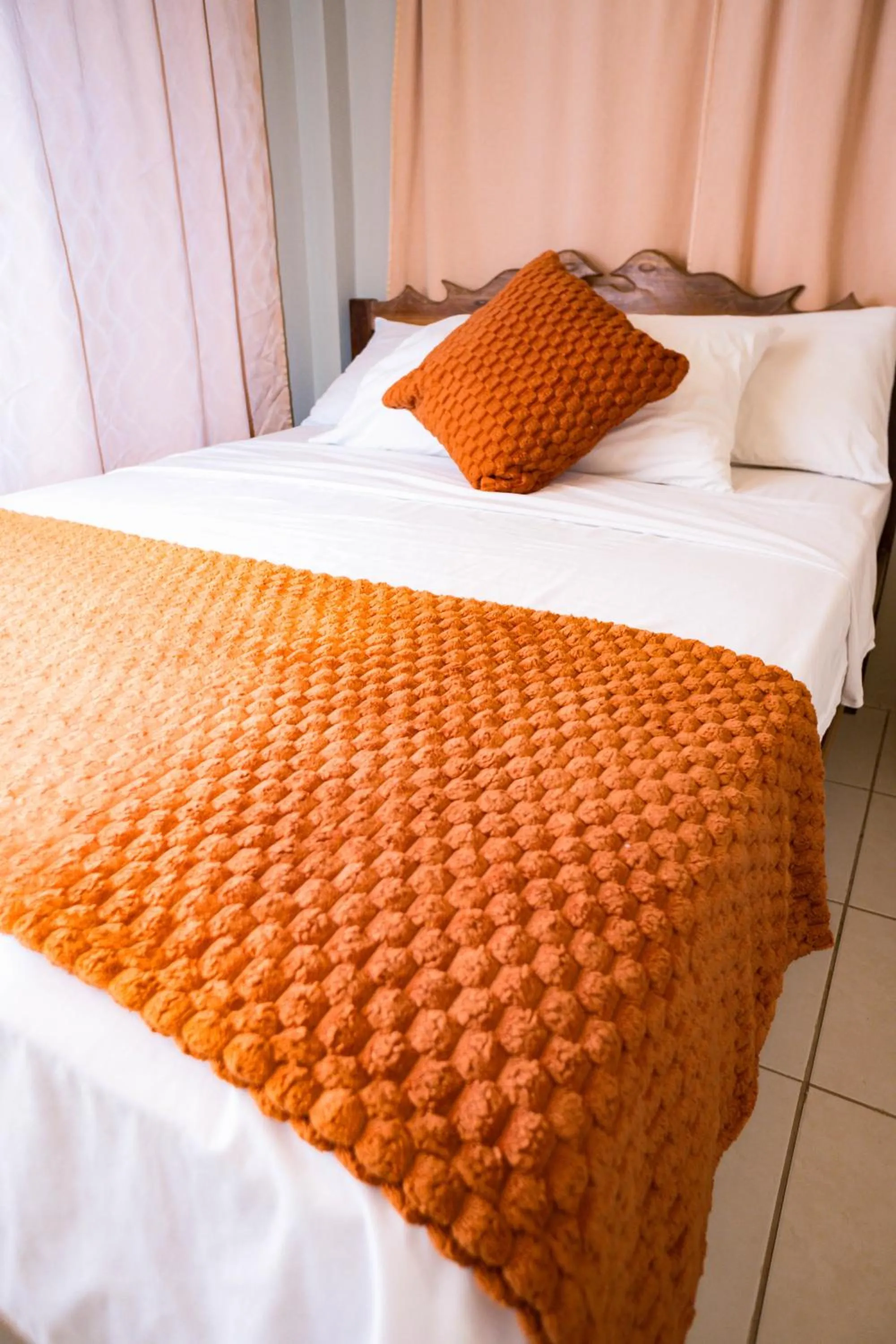 Bed in La Casa Naranja Bed and Breakfast