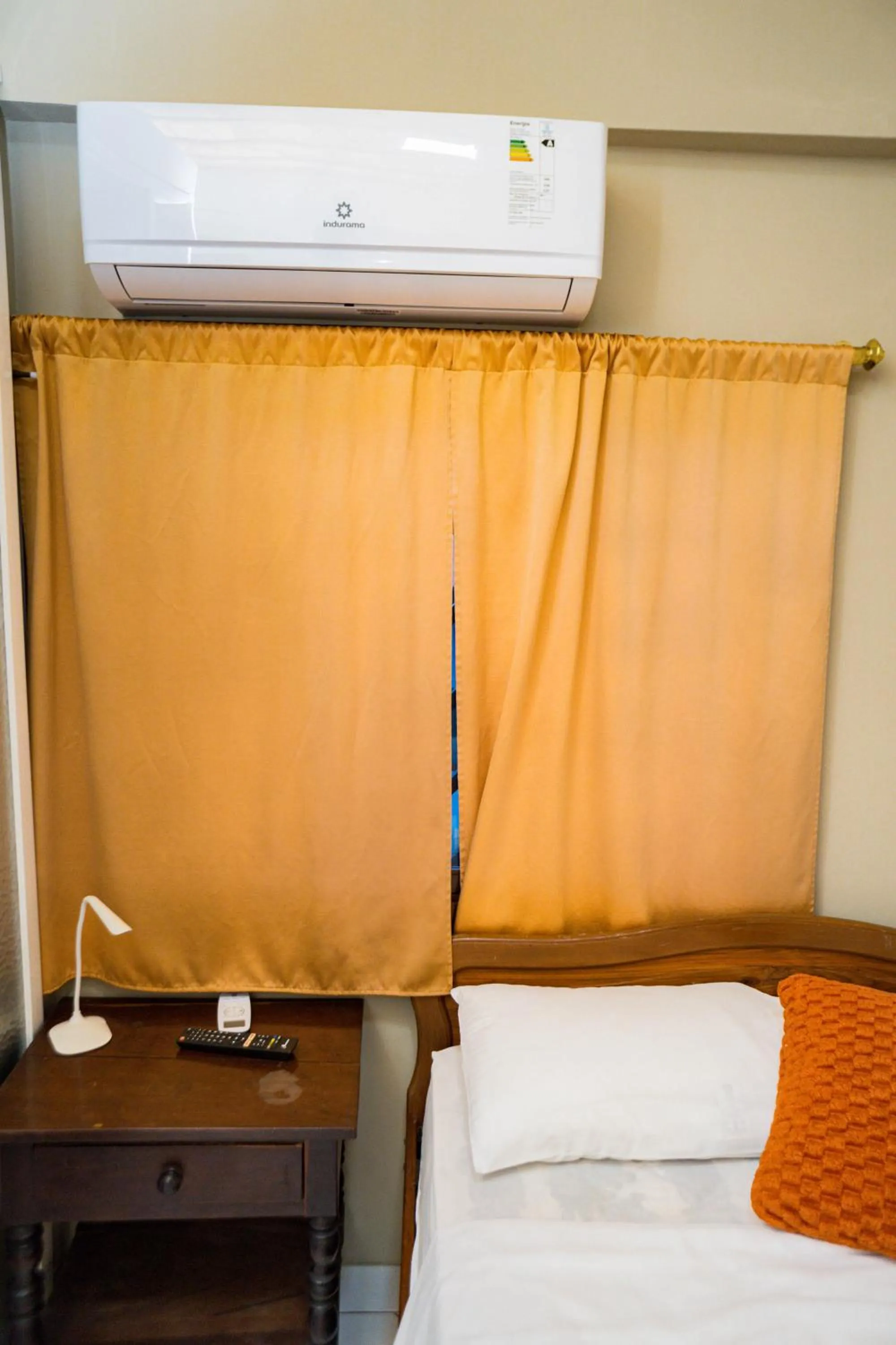 Bed in La Casa Naranja Bed and Breakfast