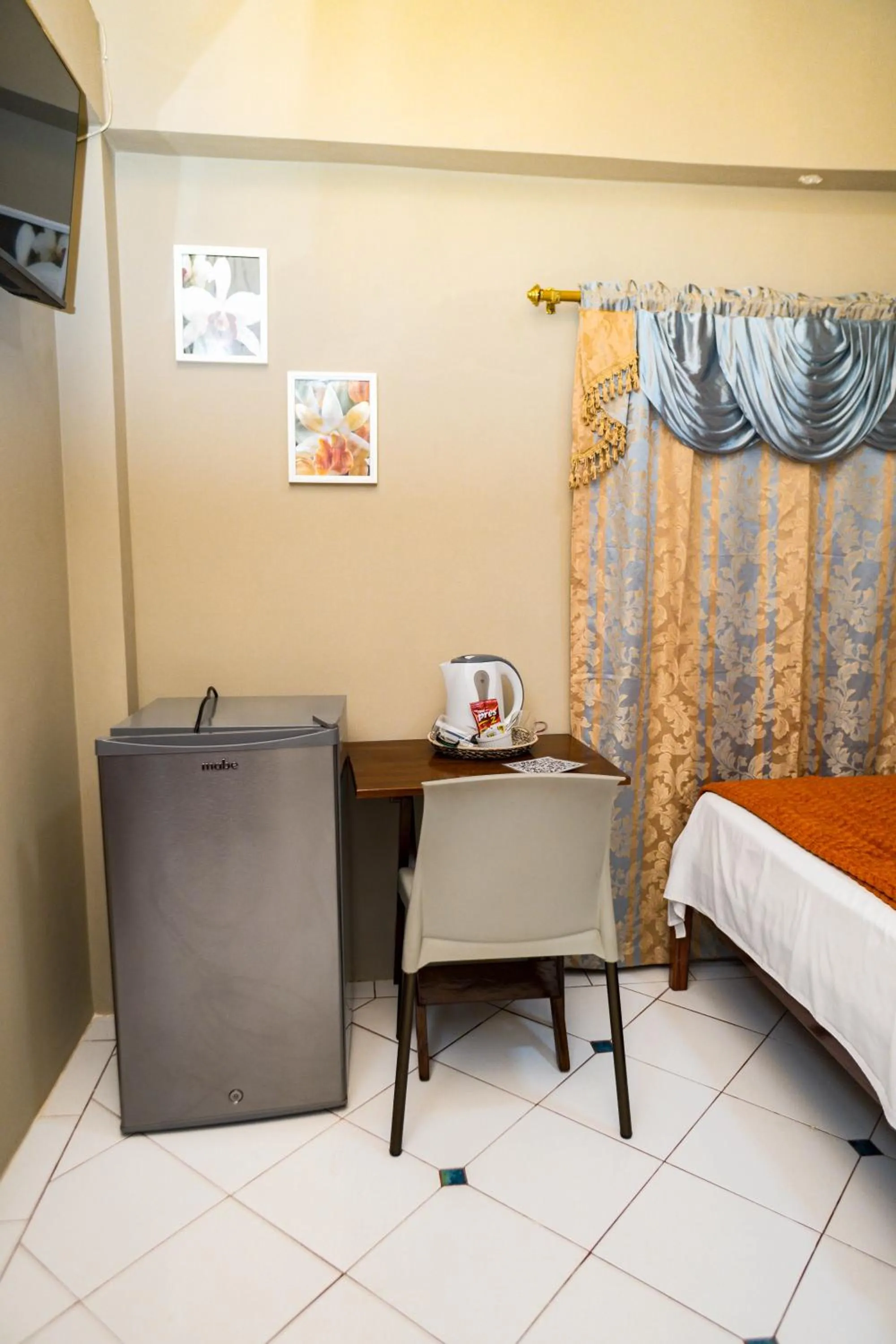 Bed in La Casa Naranja Bed and Breakfast