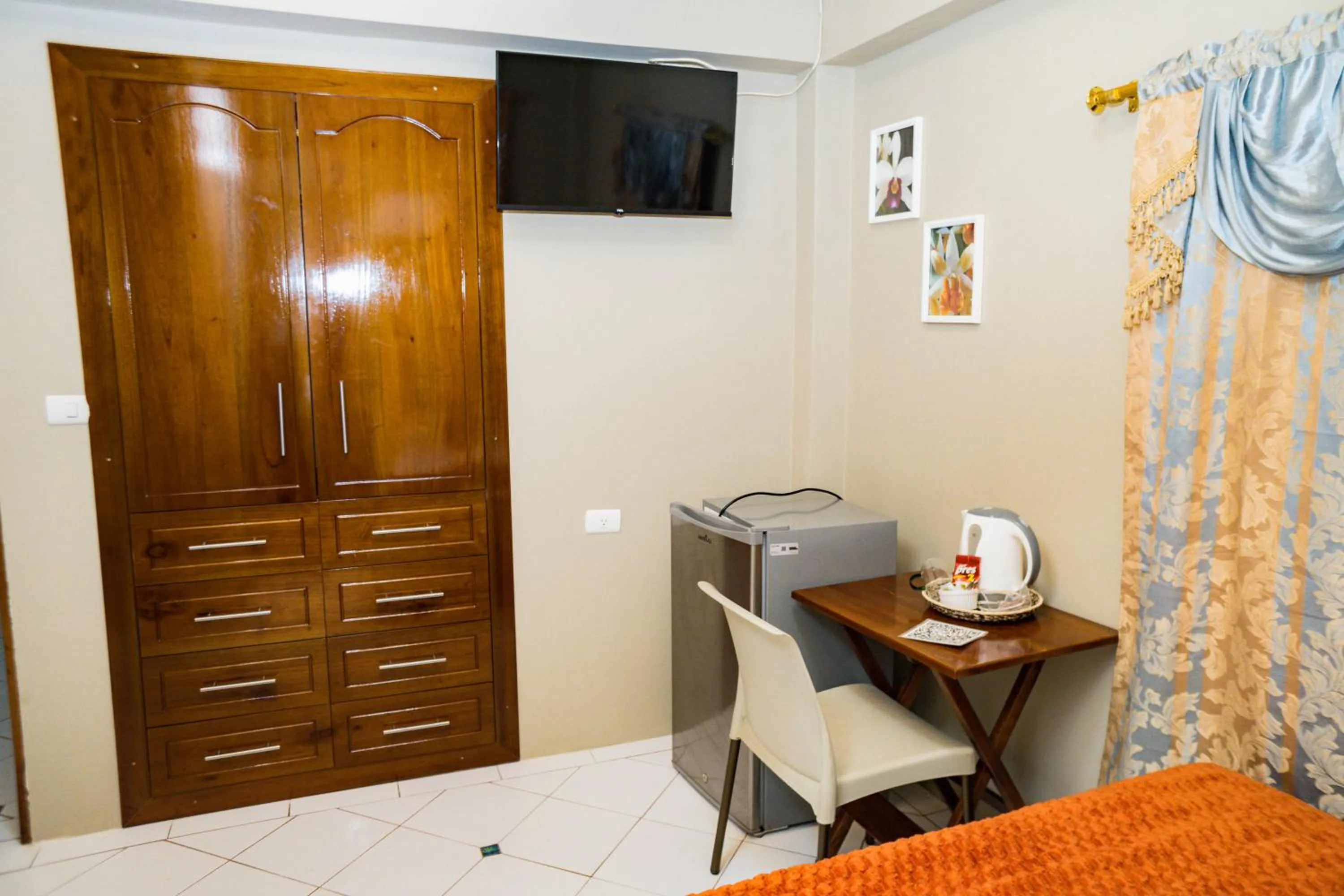 La Casa Naranja Bed and Breakfast