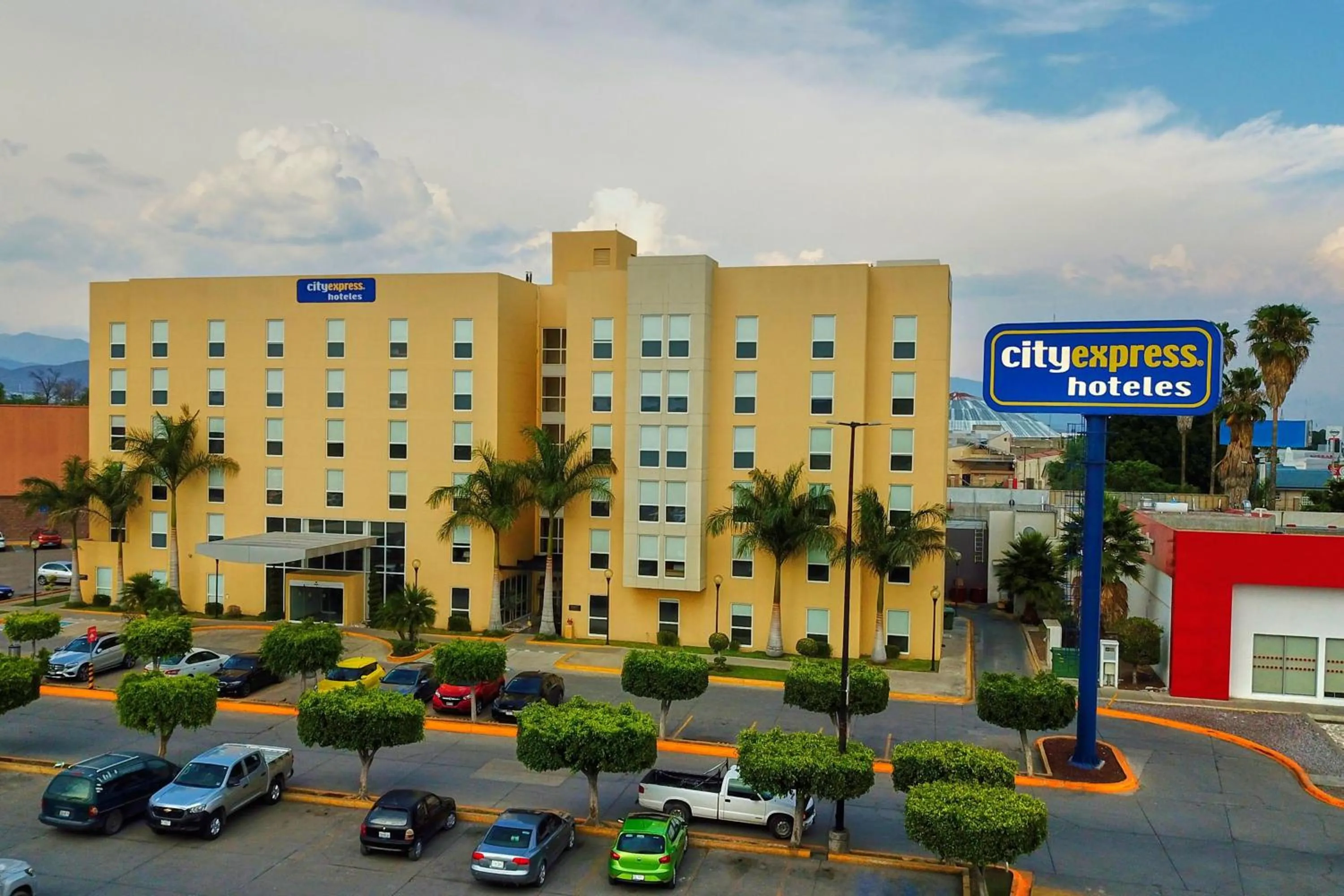 Property building in City Express by Marriott Tehuacan
