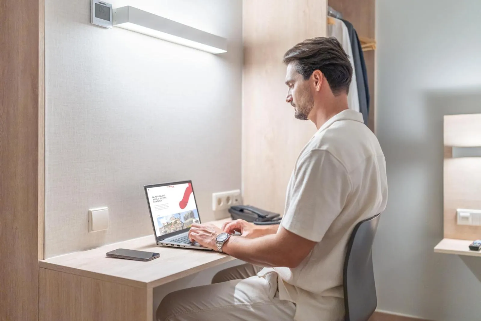 Bedroom in Moov Hotel Lisboa Oriente